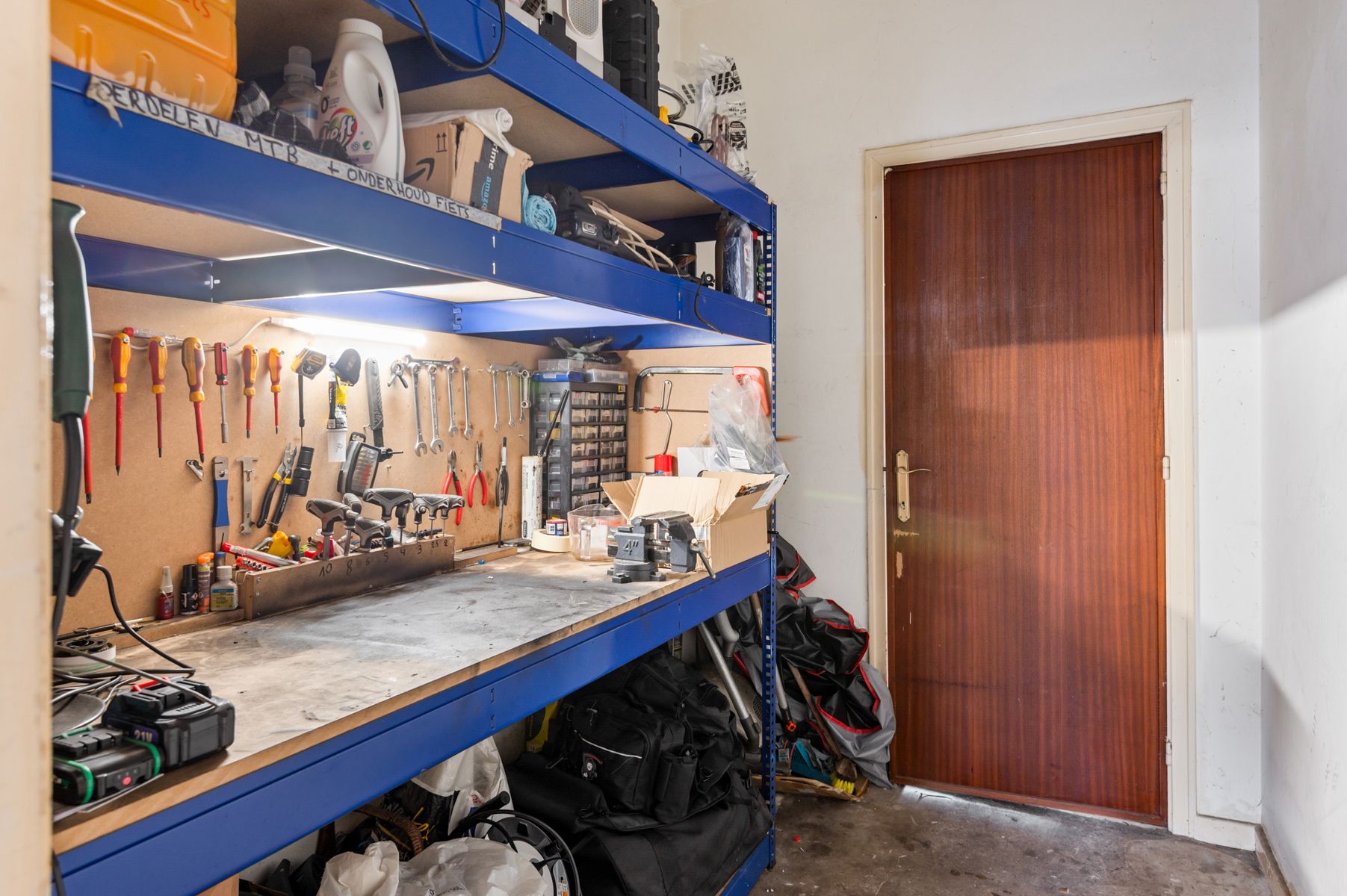 Te renoveren gebouw met twee appartementen in Elsdonk foto 16