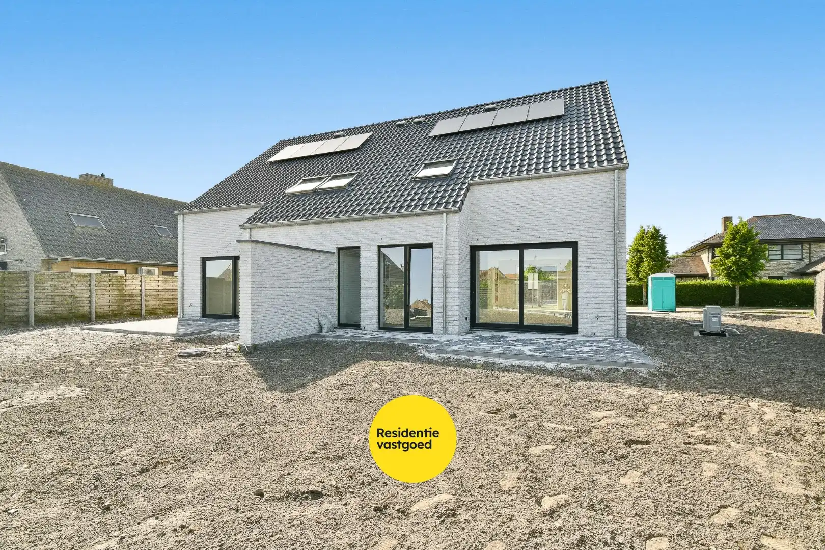 Nieuwbouwwoning op rustige locatie met 3 slaapkamers foto 2
