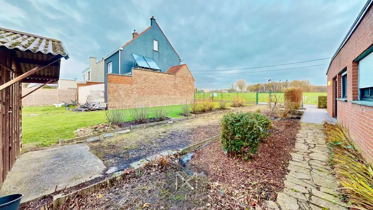 Renovatiekans op uniek perceel met open zicht! foto 13