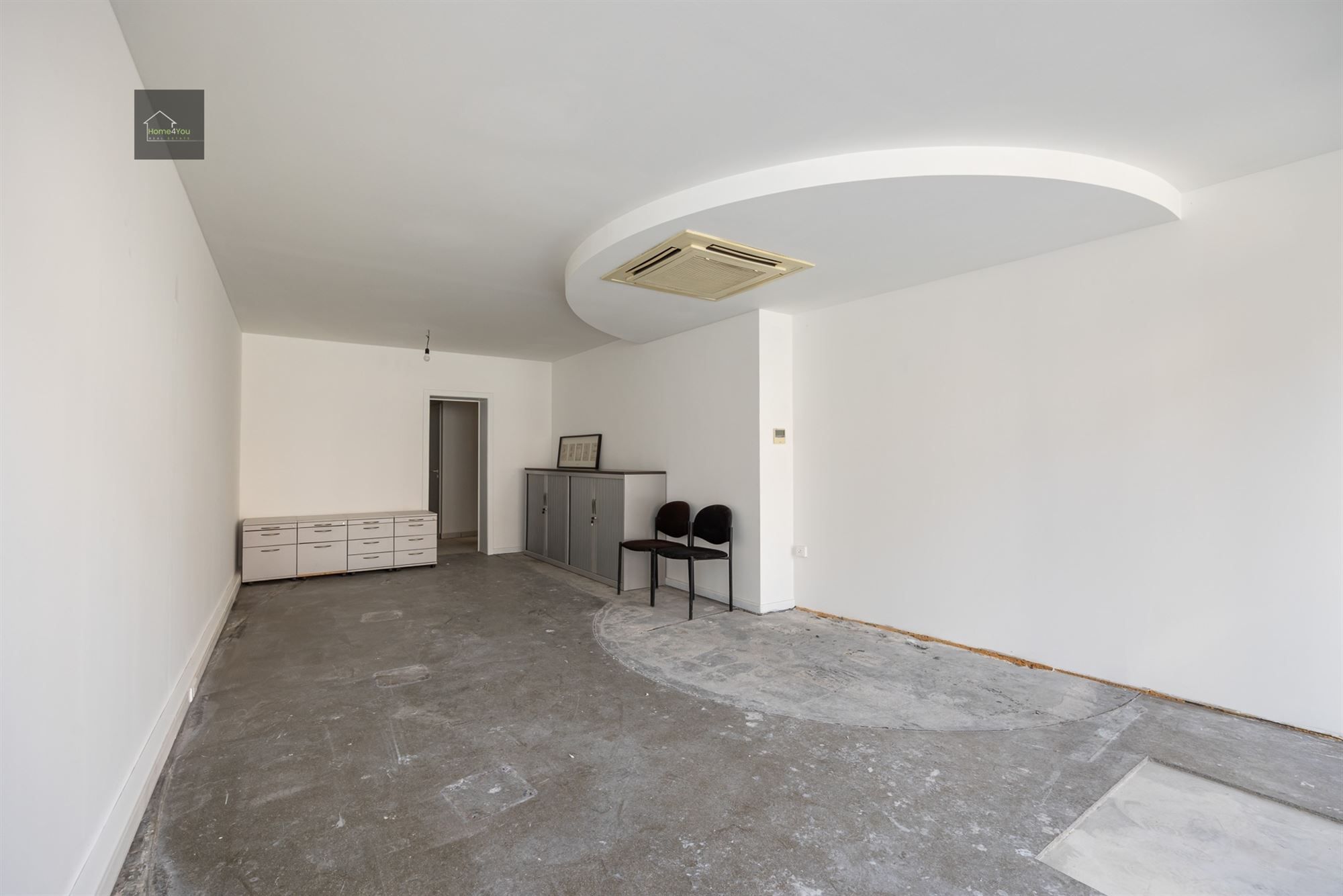 Handelspand met garage en privatieve tuin foto 3