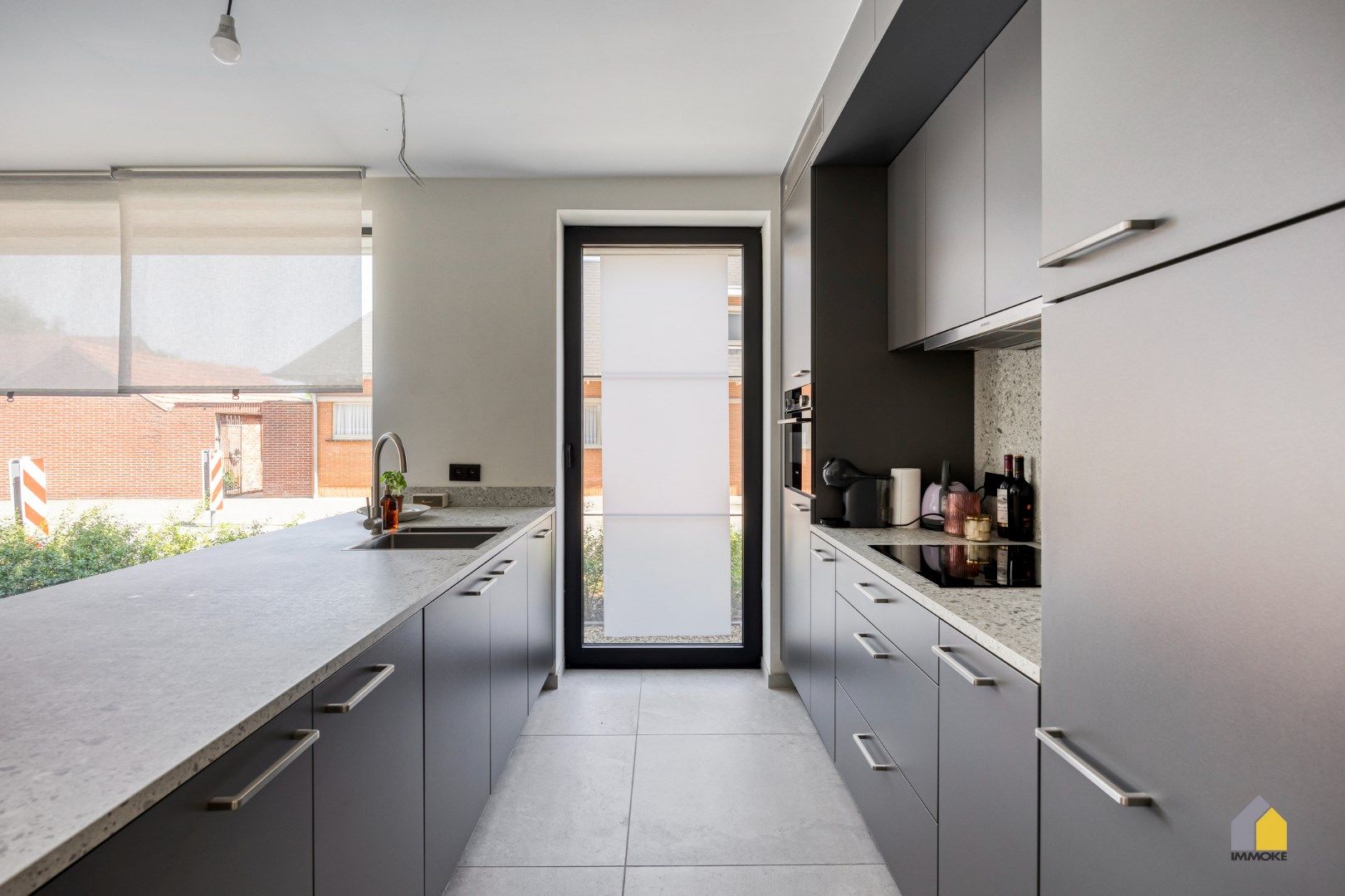 Energiezuinige patiowoning met 3 slpks, buro, hobbykamer en dubbele carport. foto 10