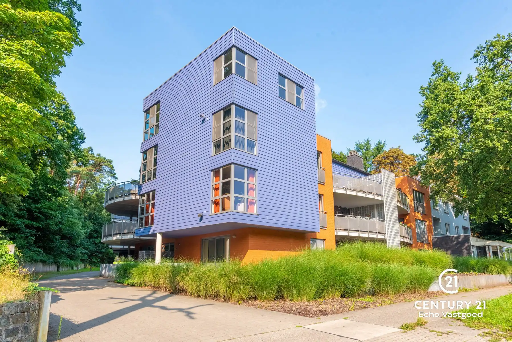 Stijlvol gelijkvloers appartement met terras in Kasterlee foto {{pictureIndex}}