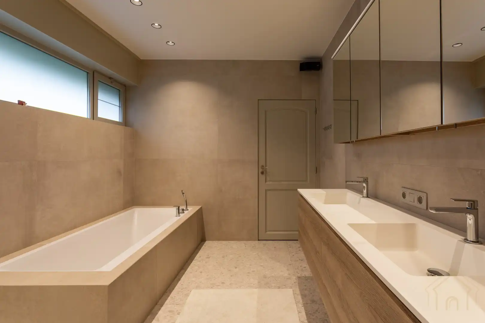 Ruime en energiezuinige villa met 5 slaapkamers in rustige buurt ‘De Posthoorn’ – Wevelgem foto 15