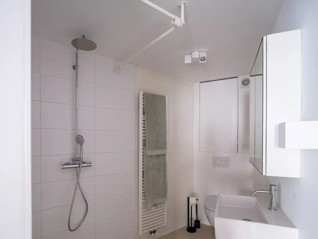 Centrum Gent – gerenoveerde studio nabij het Sint-Annaplein foto 5