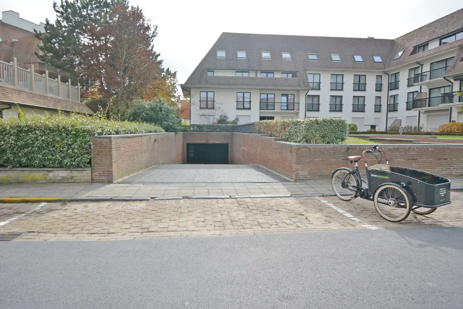 Garage te huur Jozef Nellenslaan 154 - - 8300 Knokke-Heist