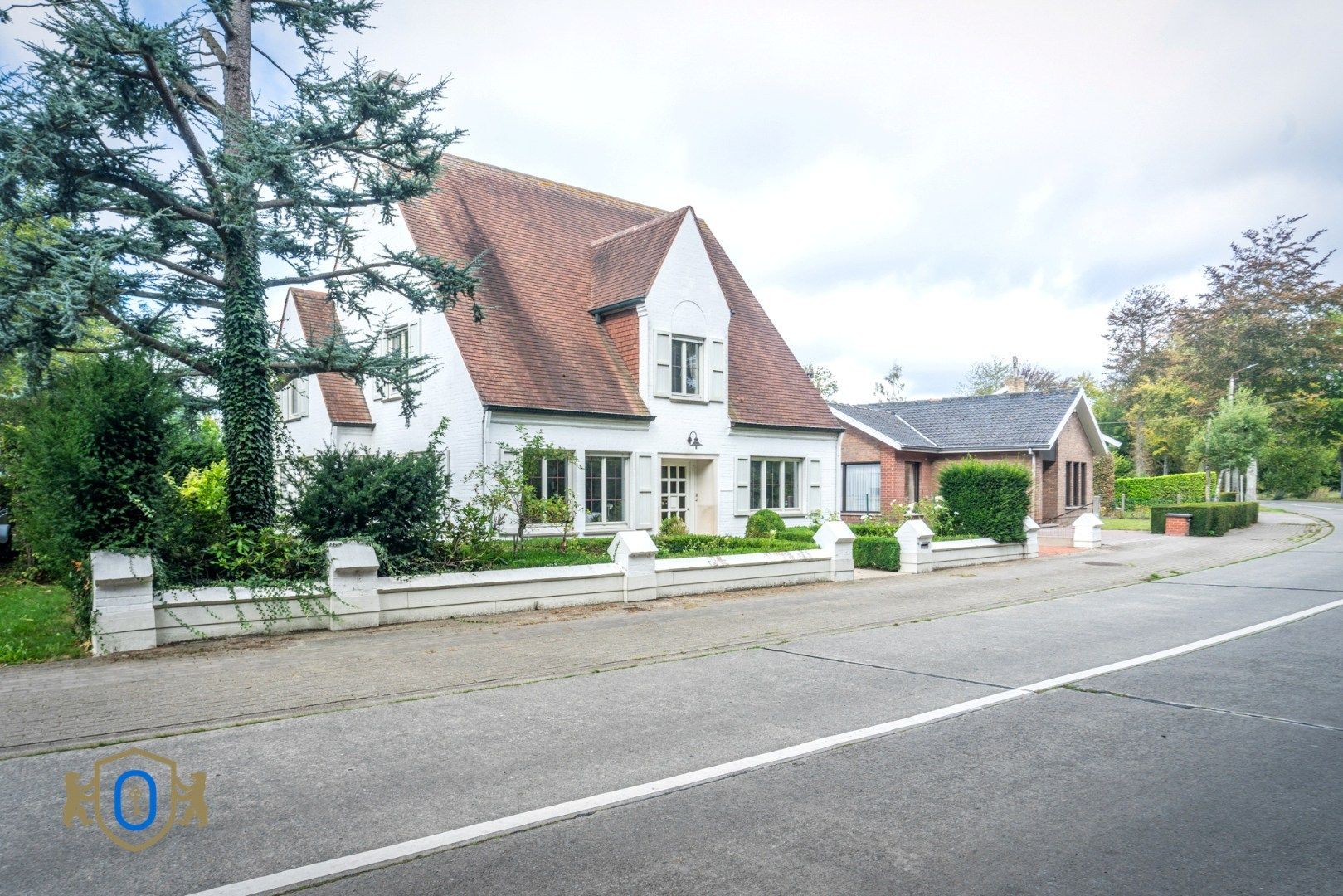 5-slpkr villa met tuin & bijgebouwen foto 2