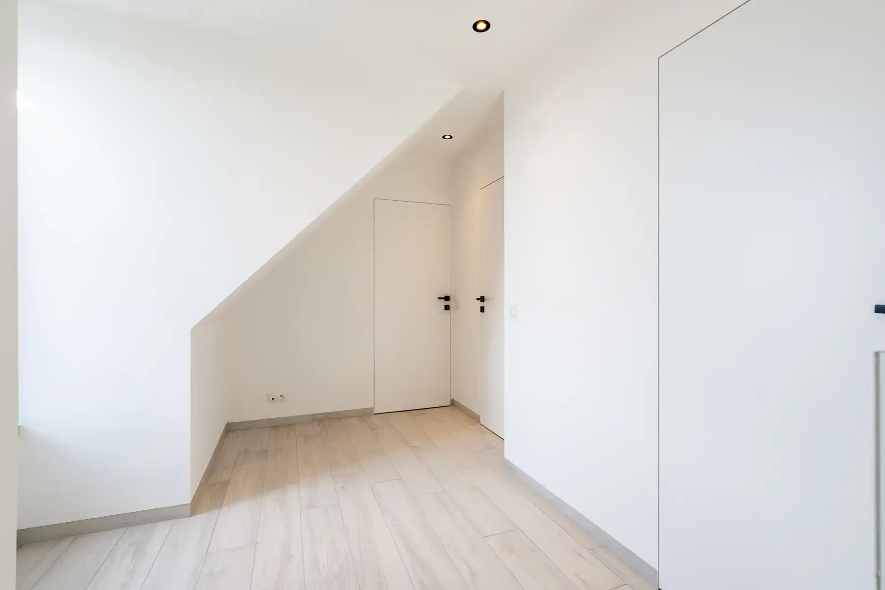 Prachtige ongemeubelde nieuwbouwwoning nabij het centrum van Knokke foto 43