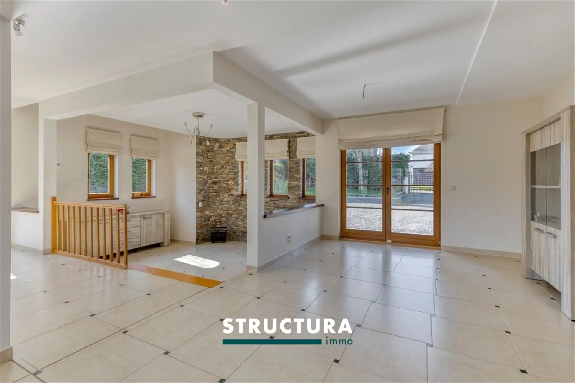 Instapklare villa met 4 slaapkamers, grote tuin en absolute privacy foto 8