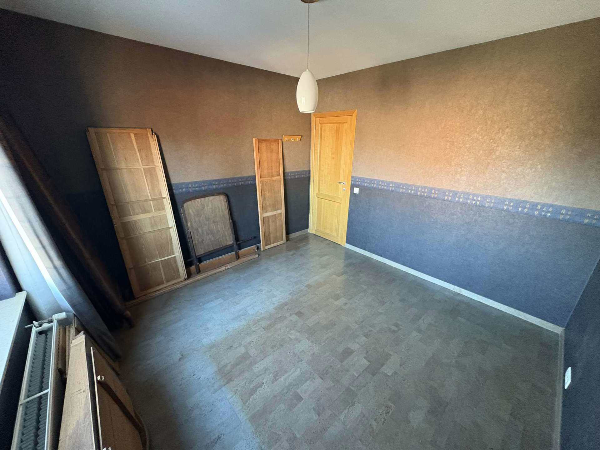 Ruim appartement met autostaanplaats foto 12