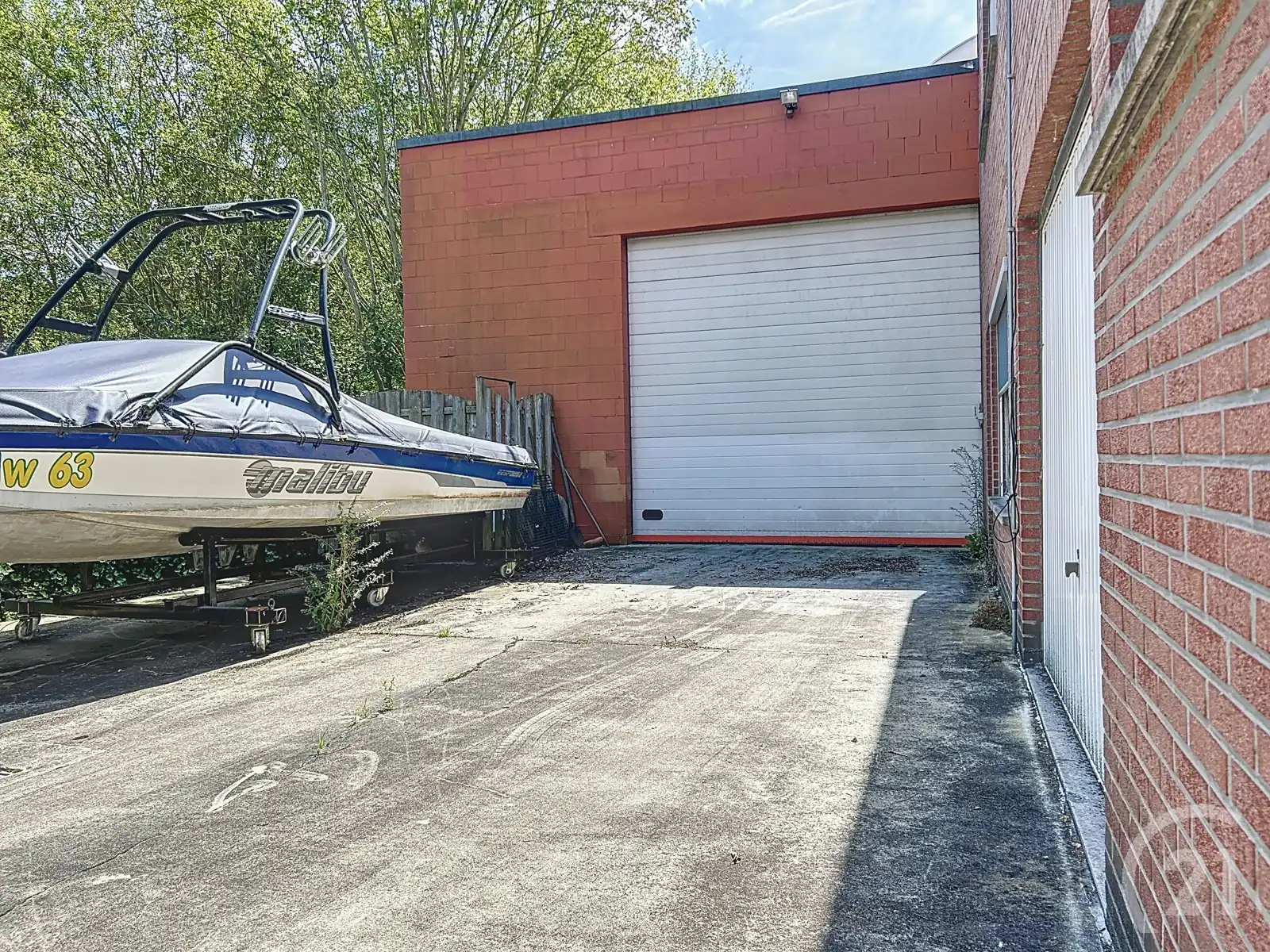 Huis met magazijn en kantoorruimte te koop! foto 4