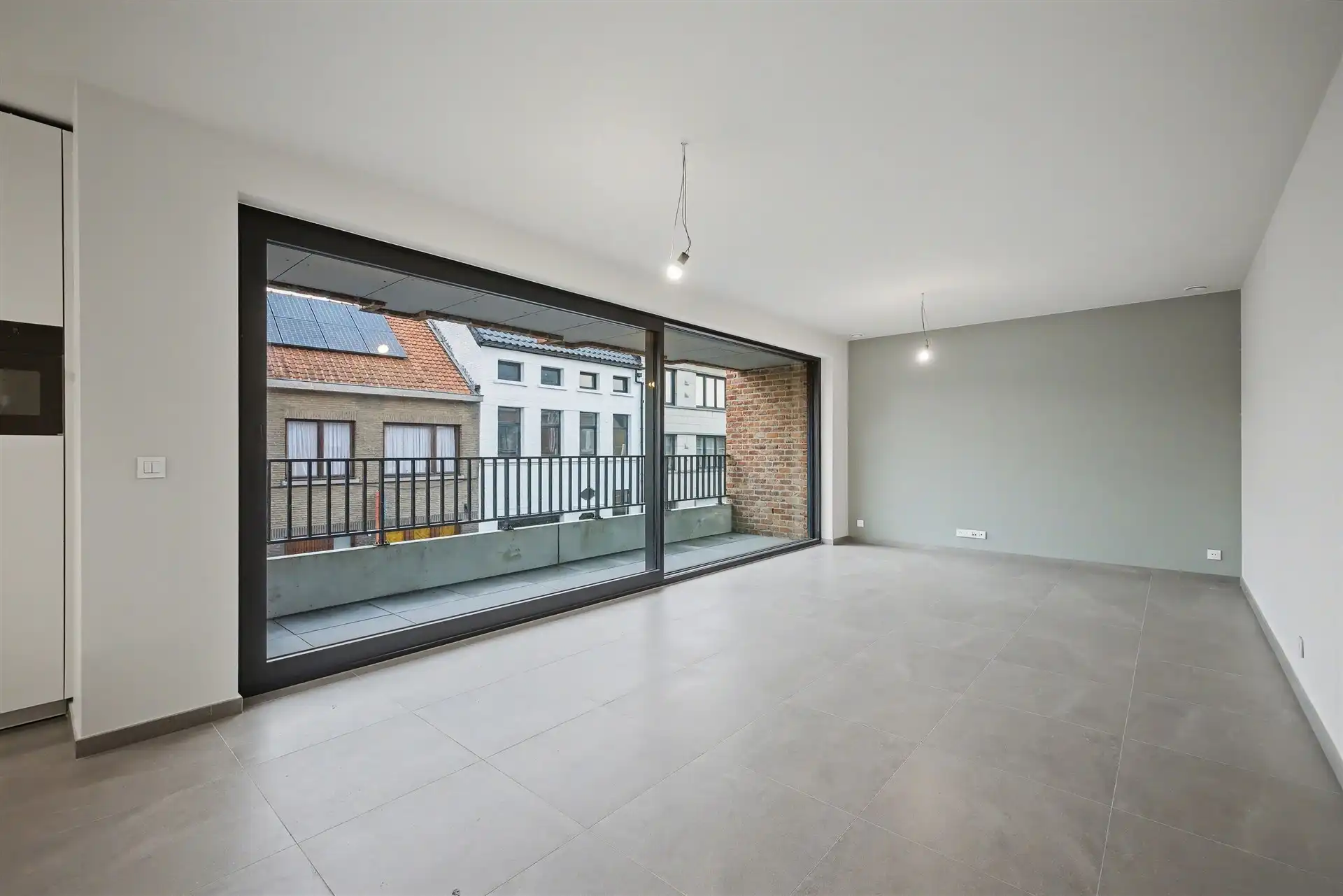 Afgewerkt nieuwbouwappartement met 1 slaapkamer en garage (67m²) foto 3
