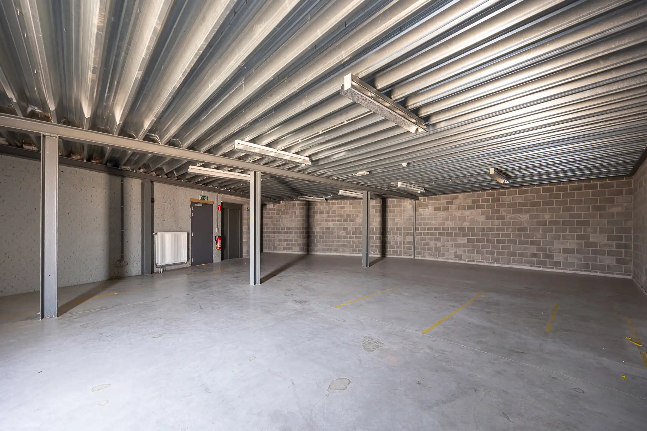 Kantoorgebouw te koop te Antwerpen Deurne!  foto 10