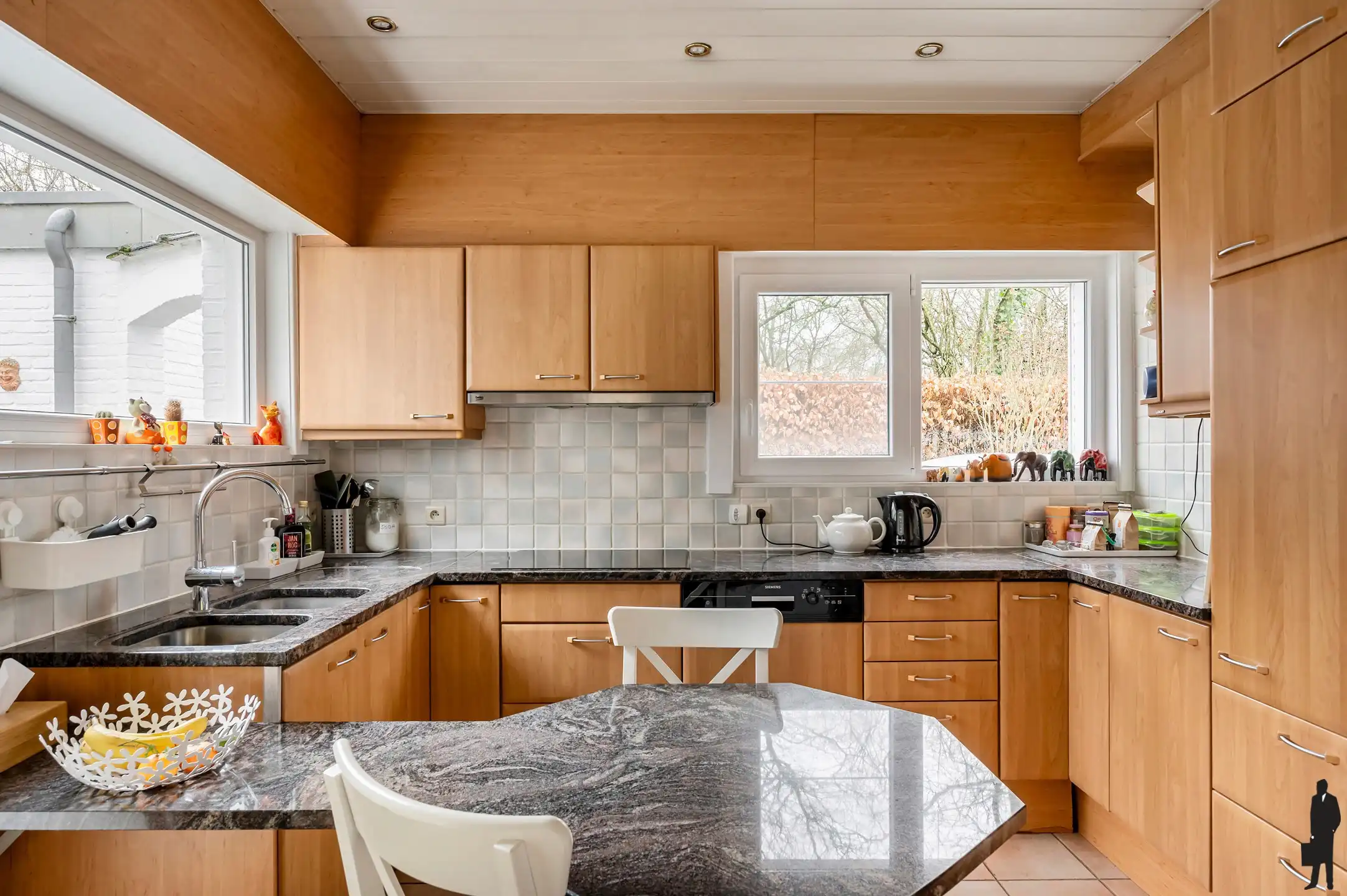 Instapklare vrijstaande woning (op ca. 865m² grond) op absolute toplocatie te Schoten!  foto 8