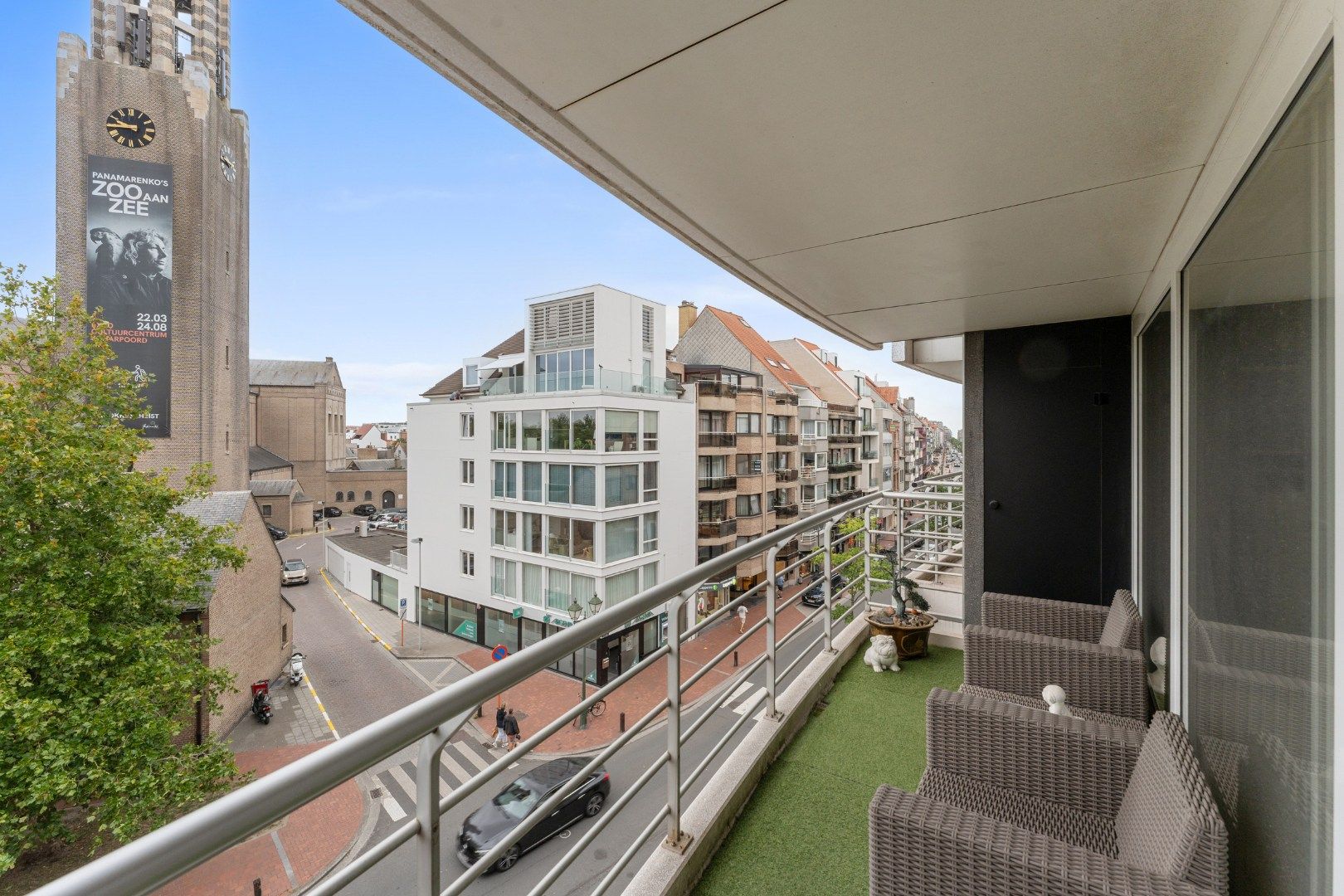 Ruim appartement met parkeerplaats in centrum Knokke foto 3