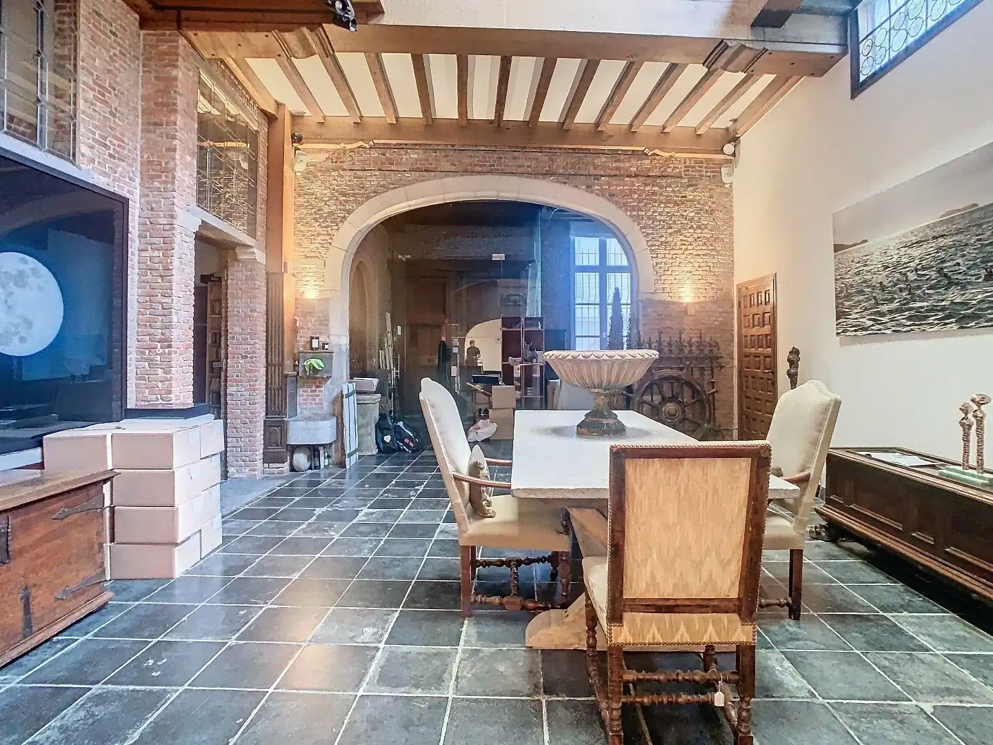 Handelsruimte 100m² in Hartje Antwerpen op steenworp van de Kathedraal. foto 6