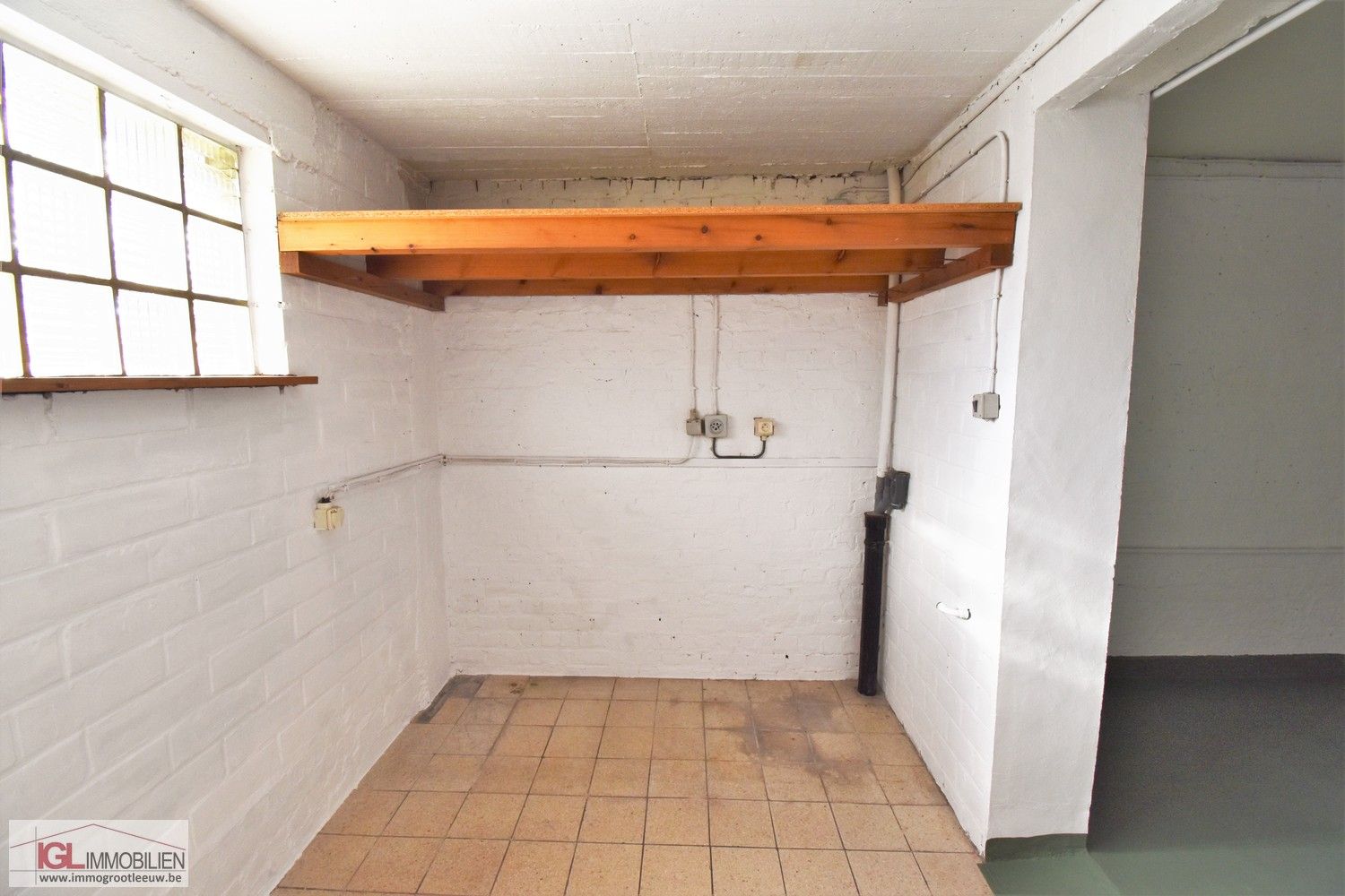 Bel-étage woning met garage zonnige tuin foto 17