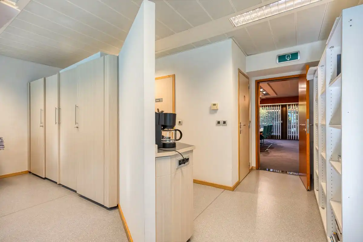 Grote kantoorruimtes (mogelijkheid tot 5 appartementen) in Strombeek: een strategische keuze voor ondernemingen foto 40