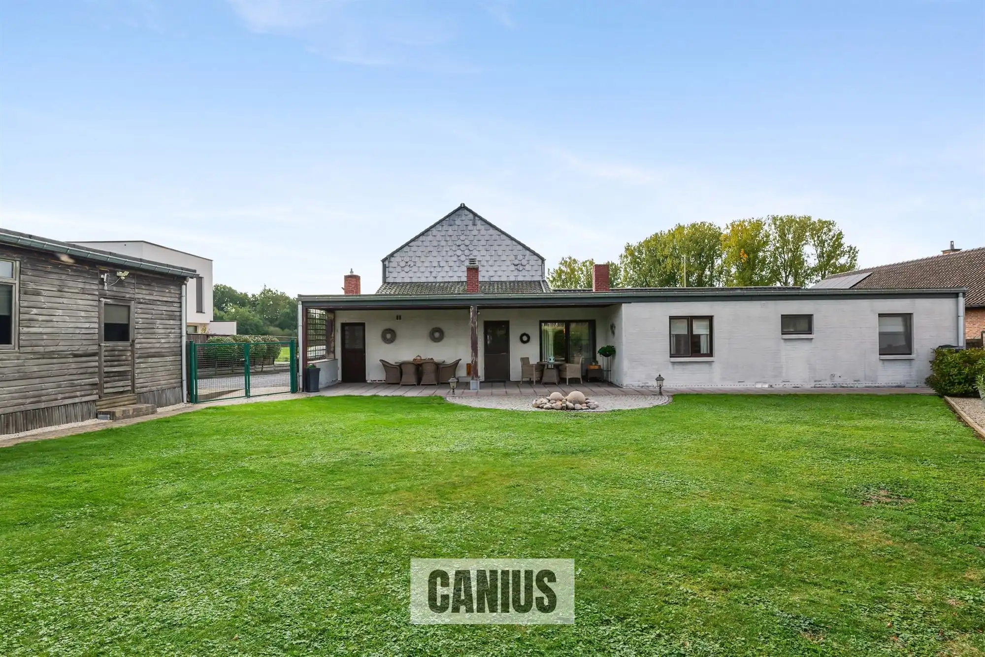 UNIEKE EIGENDOM MET 2 WOONHUIZEN TE KOOP IN BILZEN foto 17