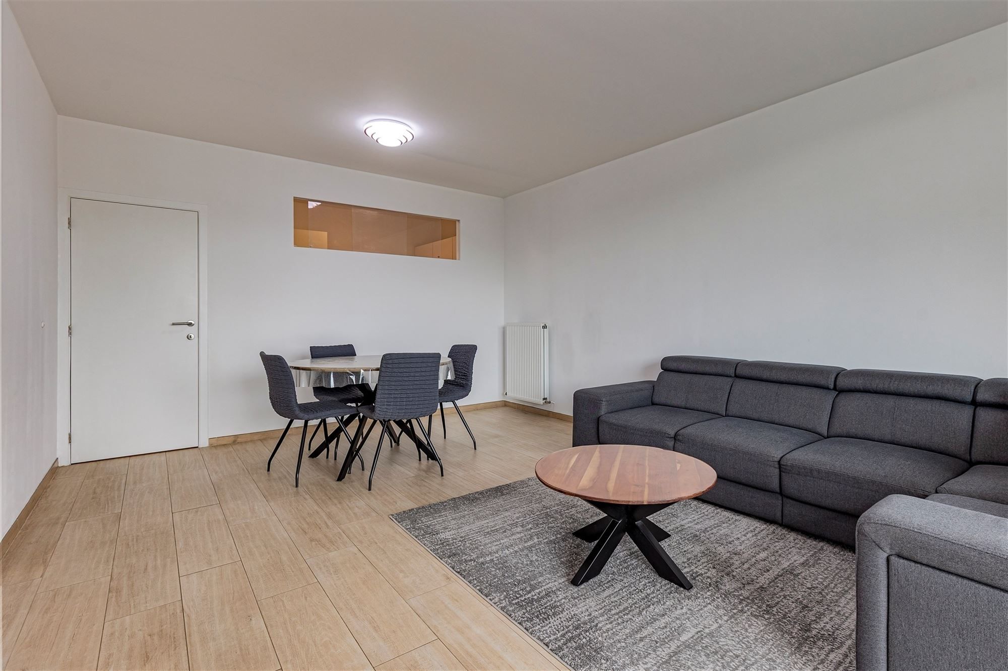 Recent 2 slaapkamer appartement met 2 terrassen foto 7