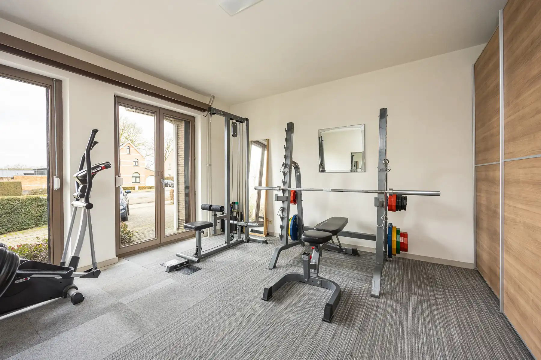 Verrassend ruime woning met 6 slaapkamers en 2 badkamers foto 12