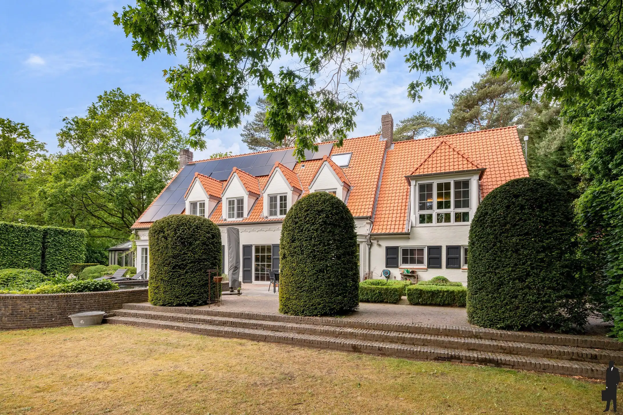 Topgelegen villa met zwembad en paddock!  foto 45