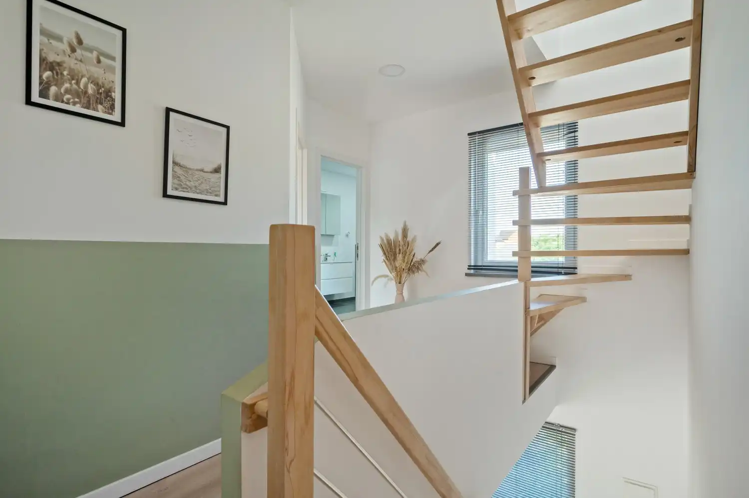 Recente instapklare woning met 4 slpkrs en tuin te Gelrode foto 18
