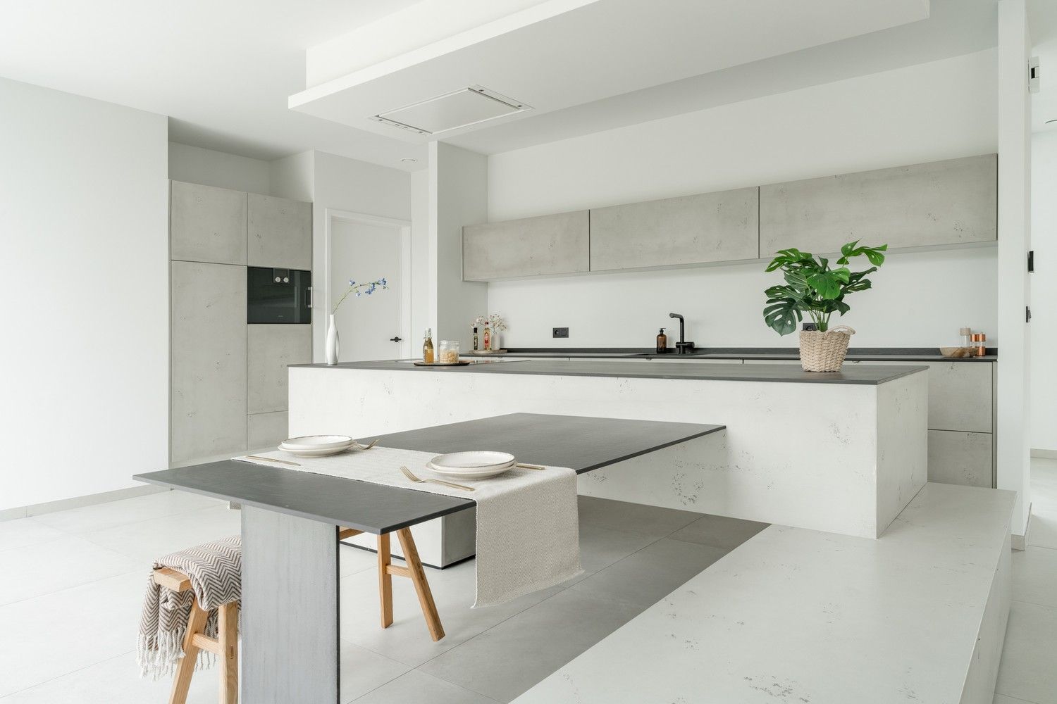 Prachtige luxueuze villa met enorme raampartijen foto 17