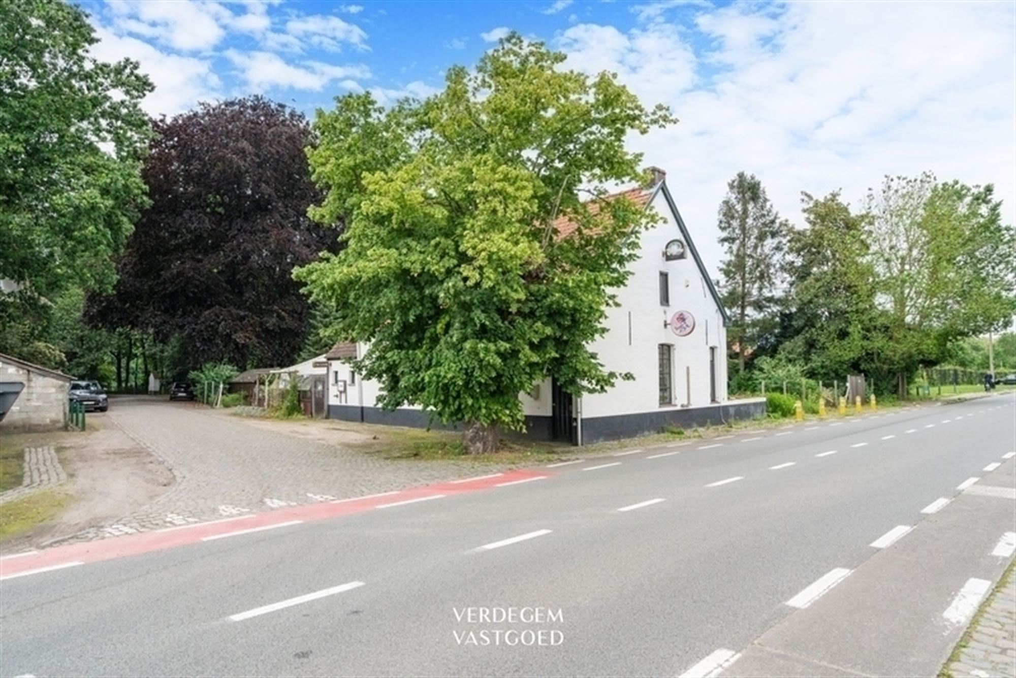 Een hemels oord, café De Linde aan de prachtige Stoepekapel foto 6