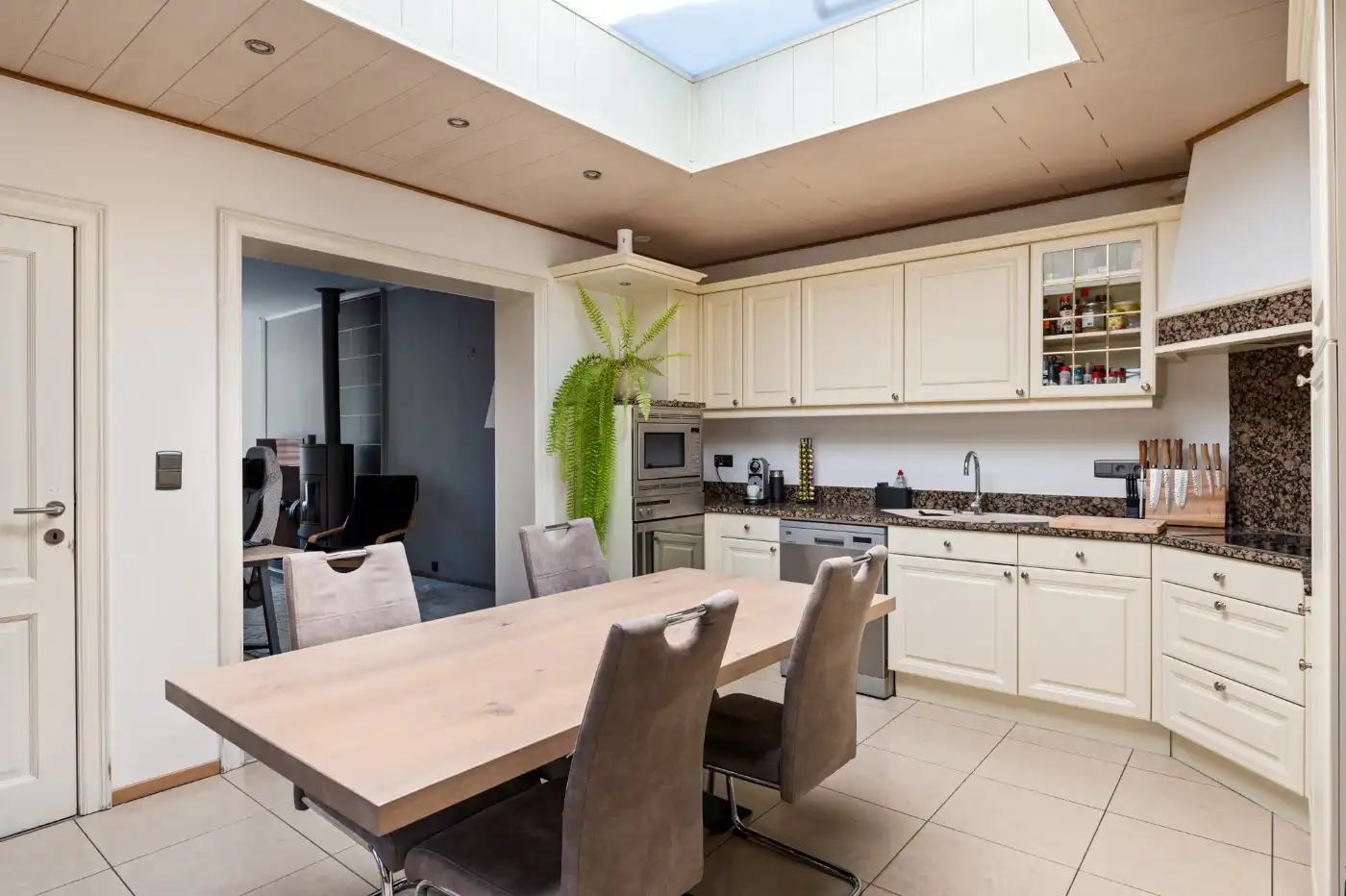 Instapklare HOB met 3 slpk., tuin en garage foto 7
