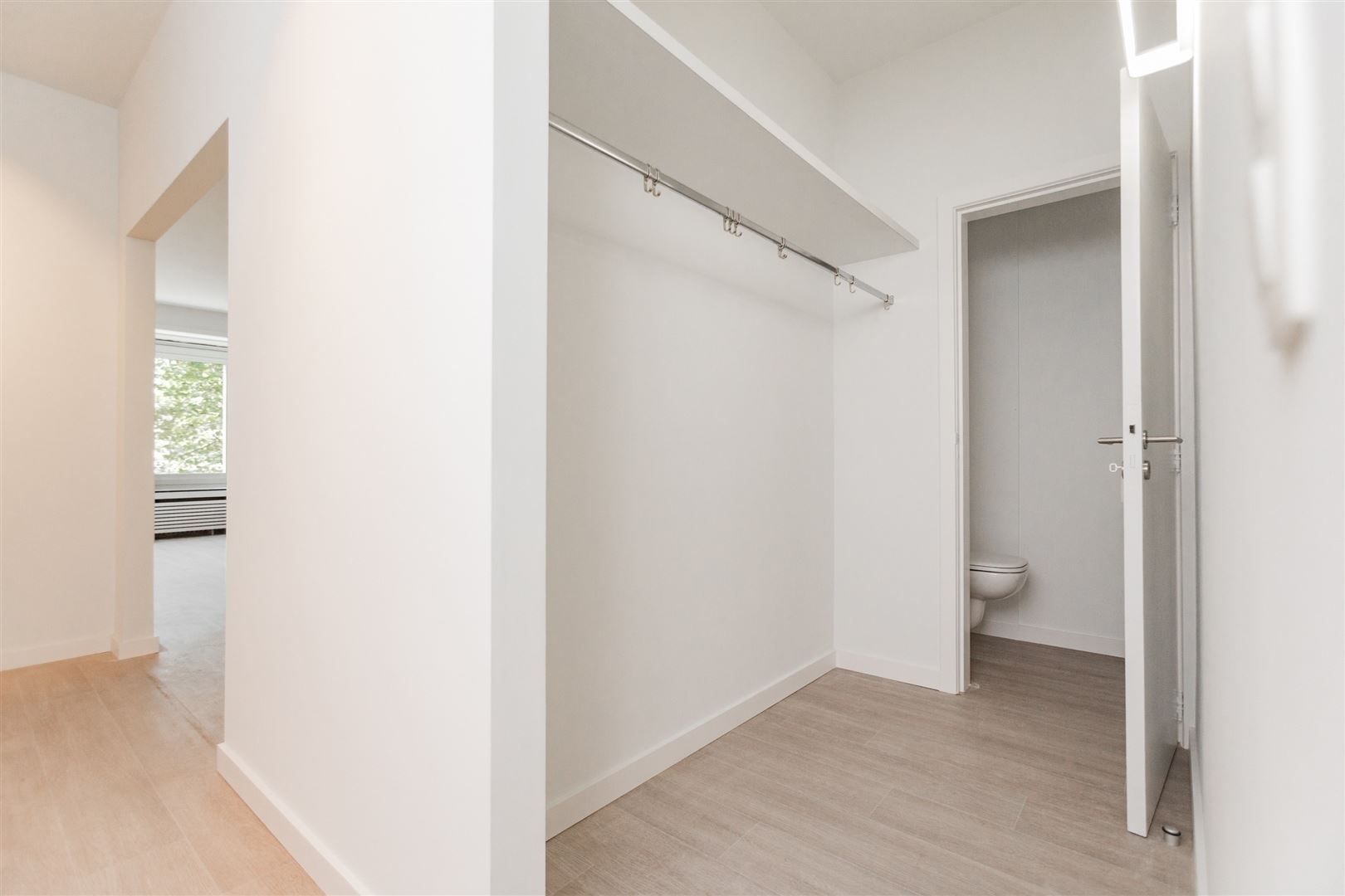 Stijlvol gerenoveerd appartement foto 7