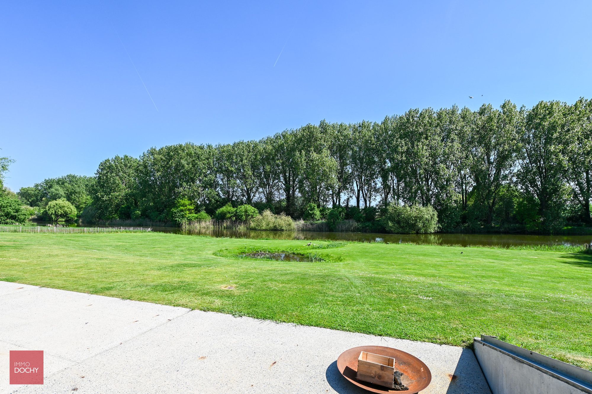 Uniek gelegen luxe-villa (palend aan oude leiearm) foto 4