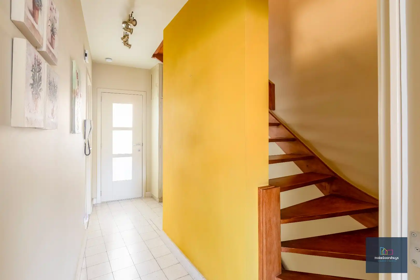 Ruim duplex appartement in centrum Mariakerke foto 17