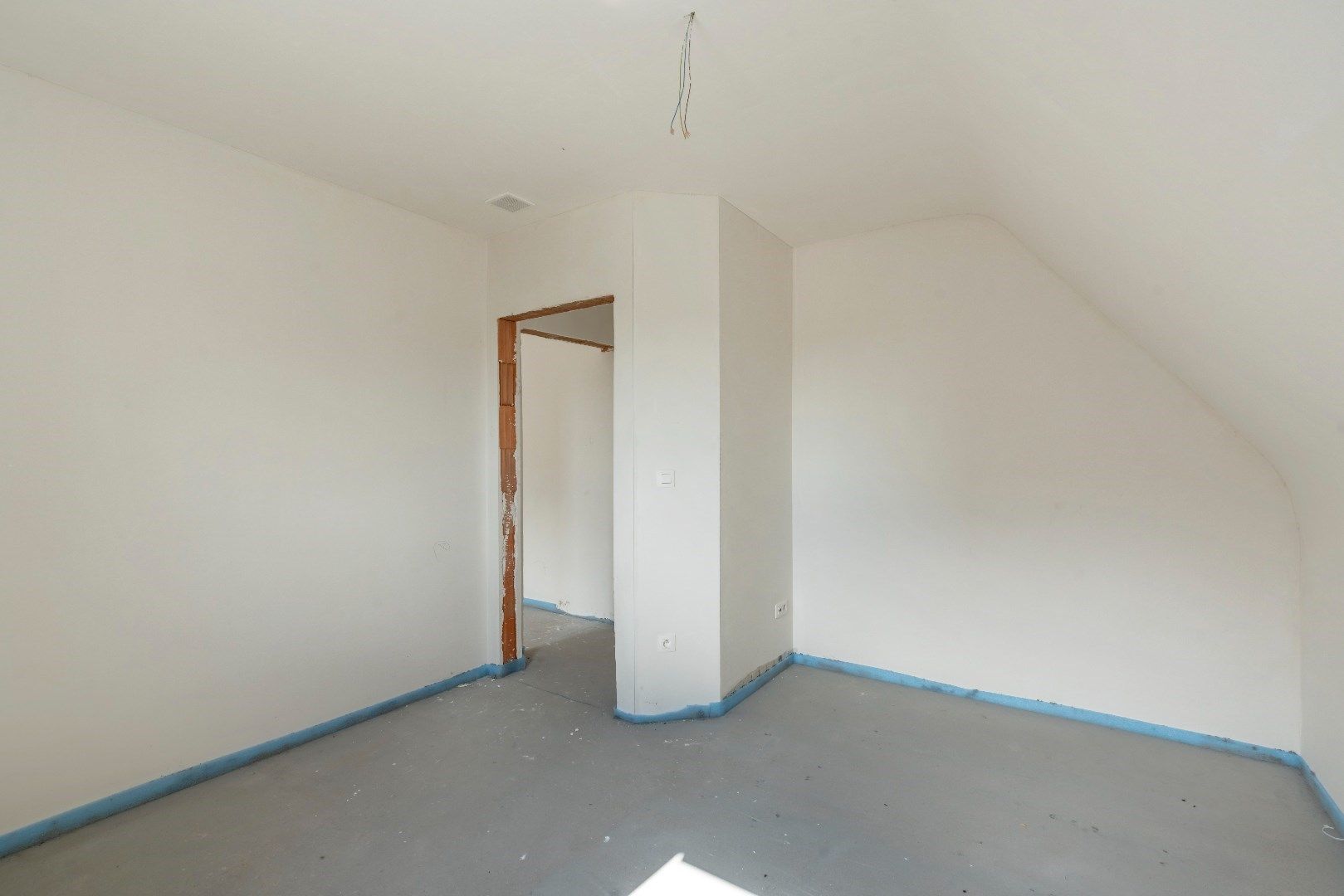 Bel-étagewoning met twee slaapkamers en inpandige garage - reeds 70% VERKOCHT foto 8