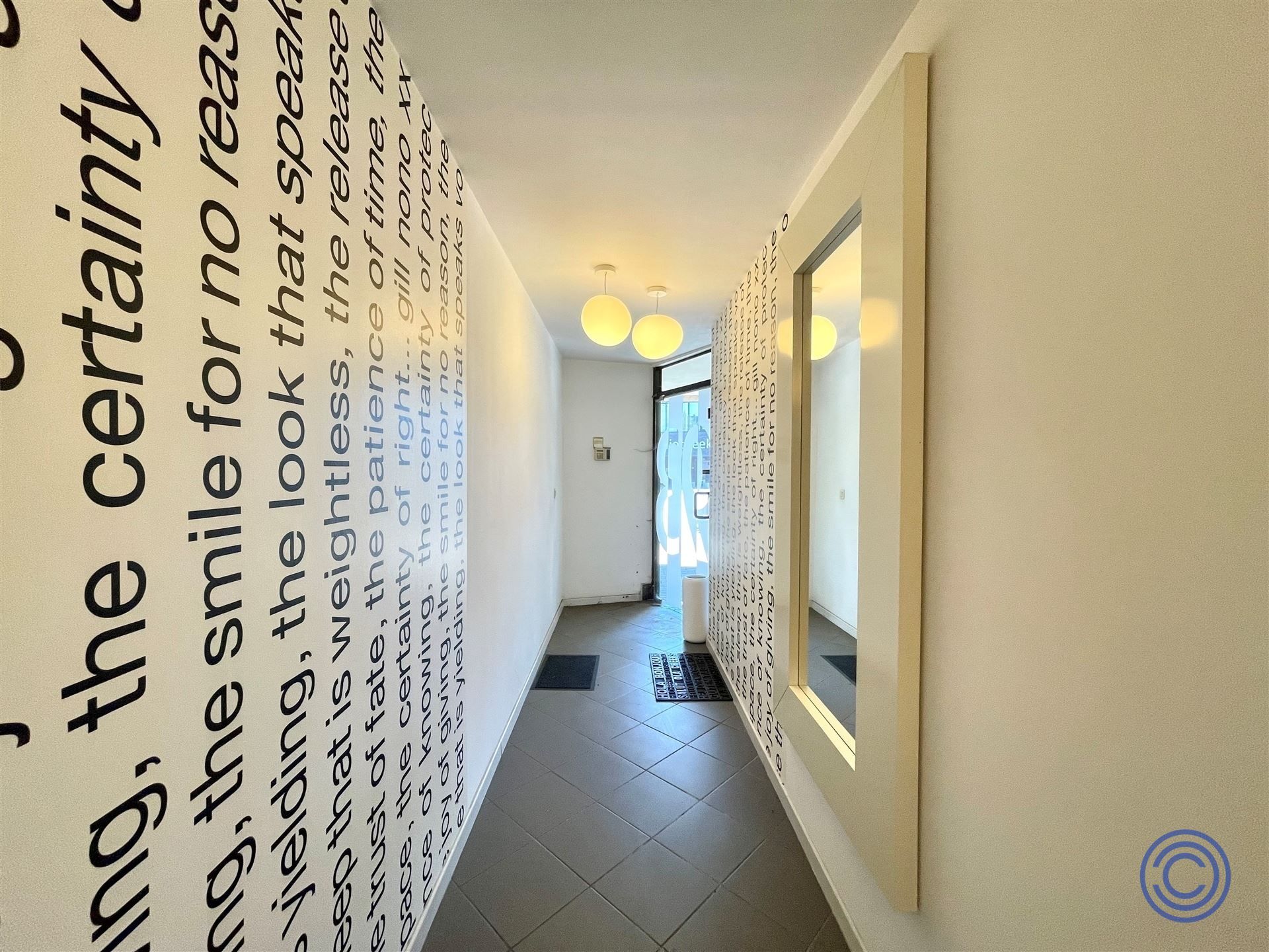 Handelspand/kantoor ca. 97m² in centrum Zoersel! foto 7