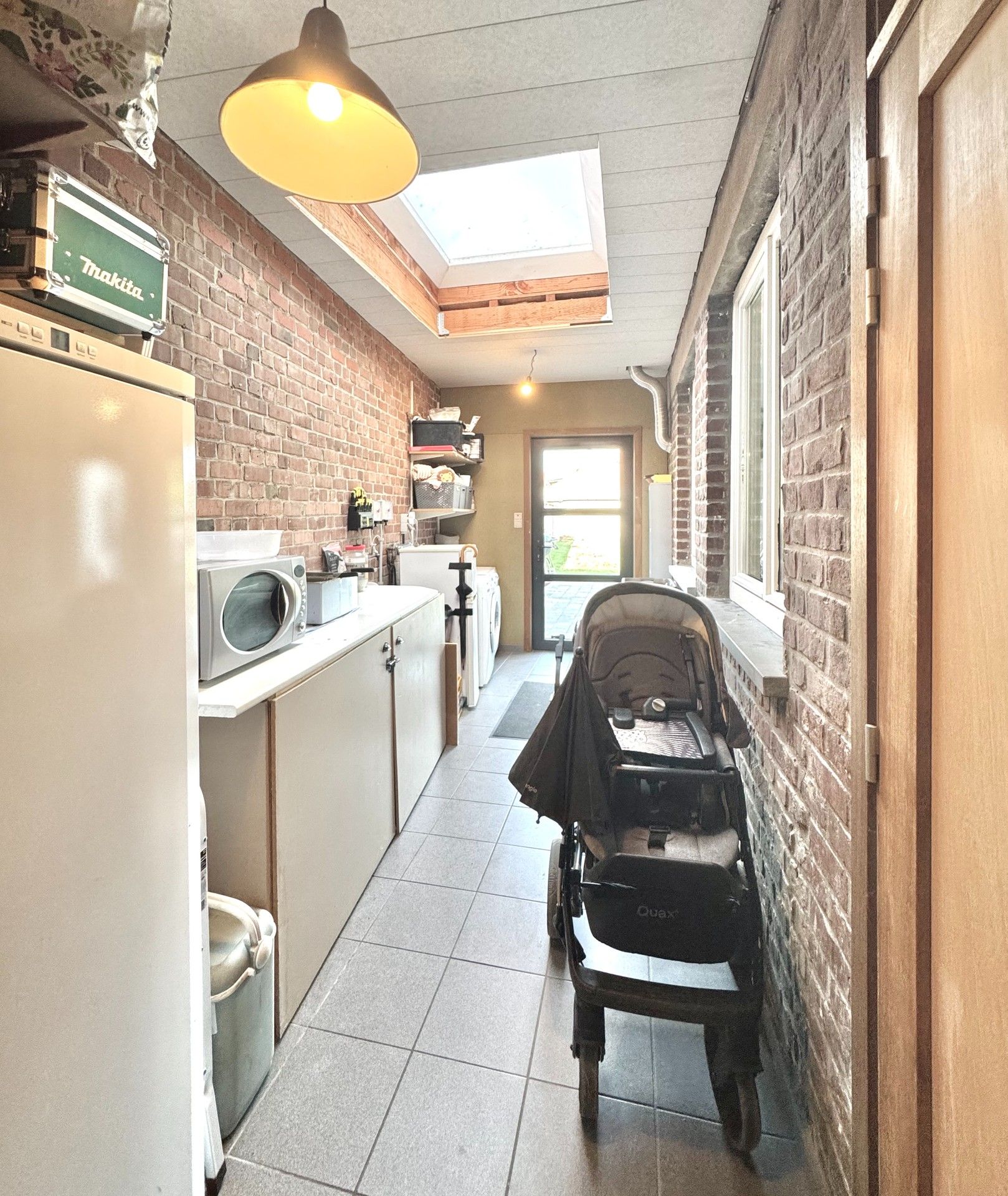 WONING MET 4 KAMERS - TUIN - GROTE CARPORT & UITWEG ACHTERAAN - 433 M² foto 22