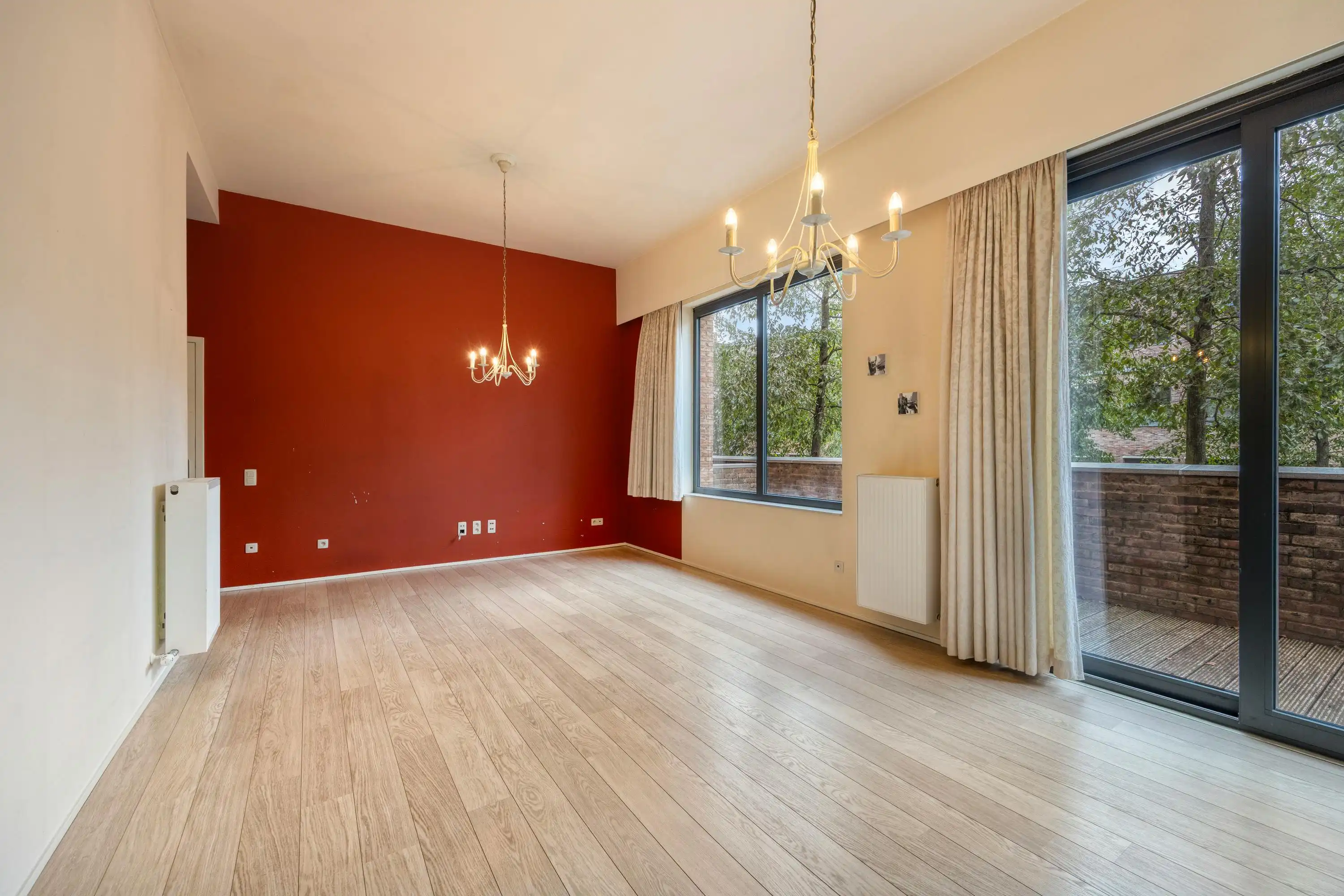 Instapklaar 1-slaapkamerappartement met ruim terras centrum Hasselt foto 2