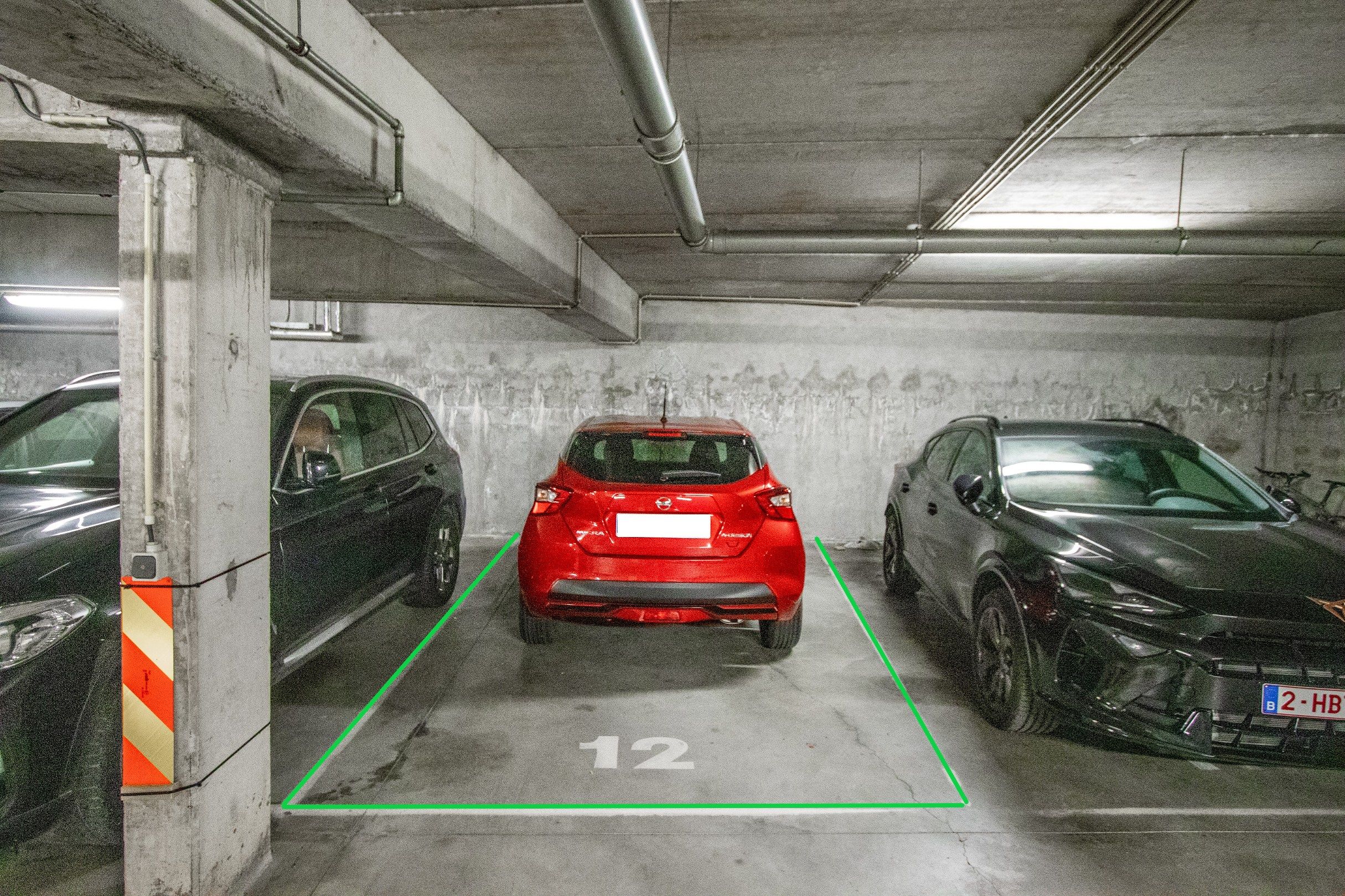 CENTRAAL GELEGEN APPARTEMENT MET ONDERGRONDSE STAANPLAATS foto 9