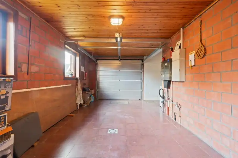 --- NIEUW --- Op te frissen ruime landelijke woning te Drongen! foto 15