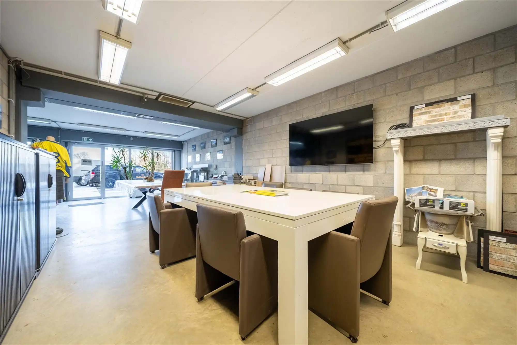 Prachtig recent handelspand in Heist-op-den-Berg te koop! foto 8