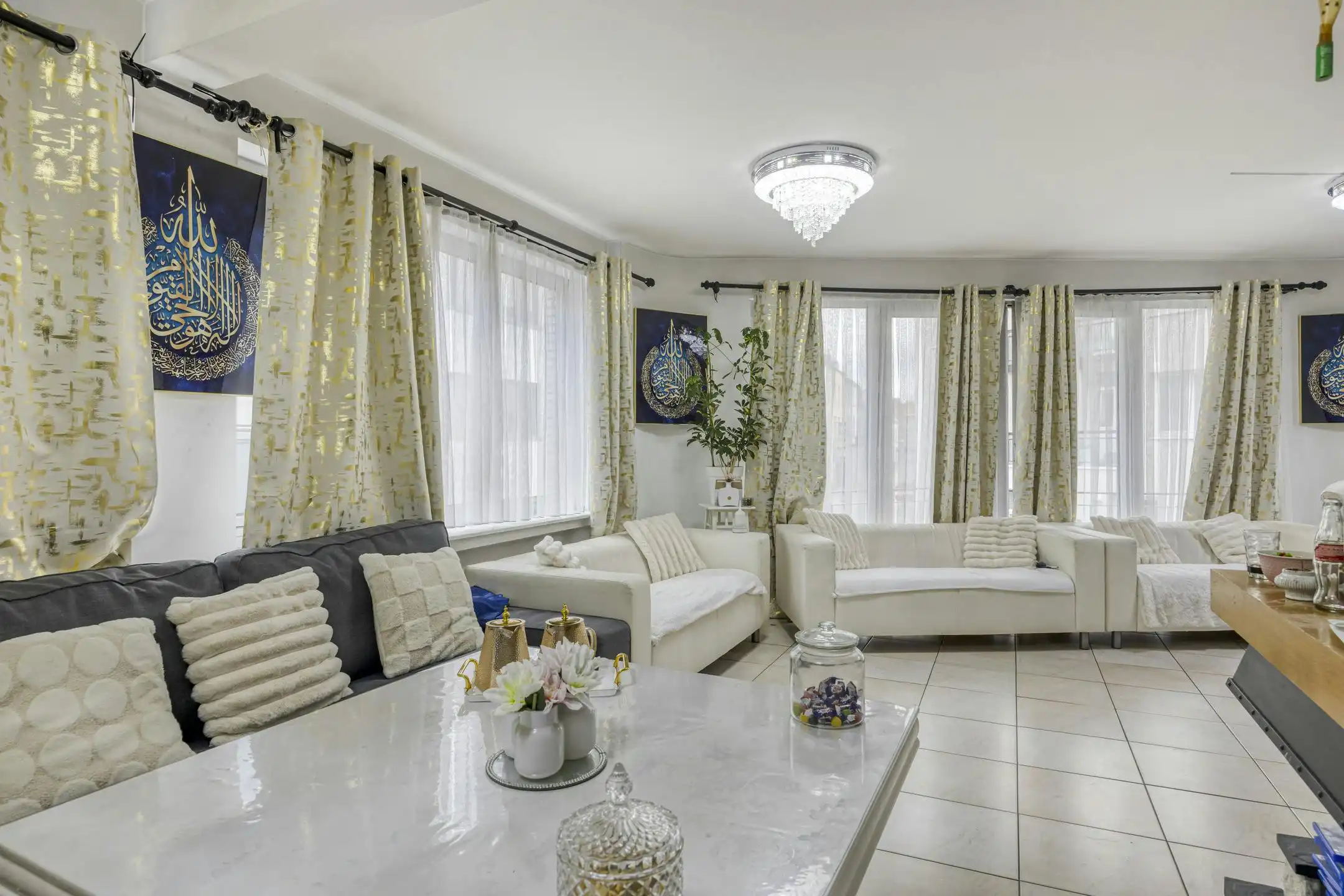 Appartement met 4 slaapkamers te koop te Strombeek foto 2