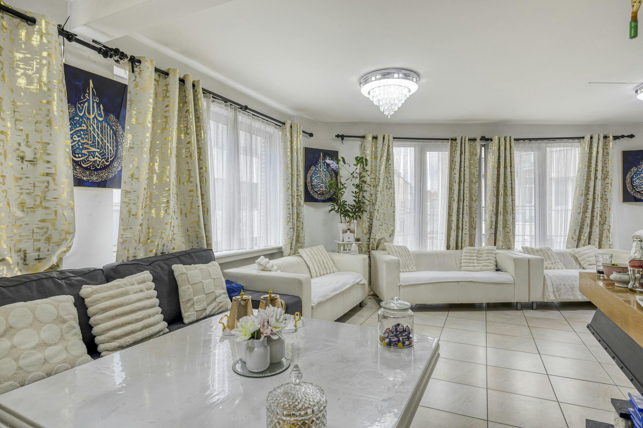 Appartement met 4 slaapkamers te koop te Strombeek foto 2