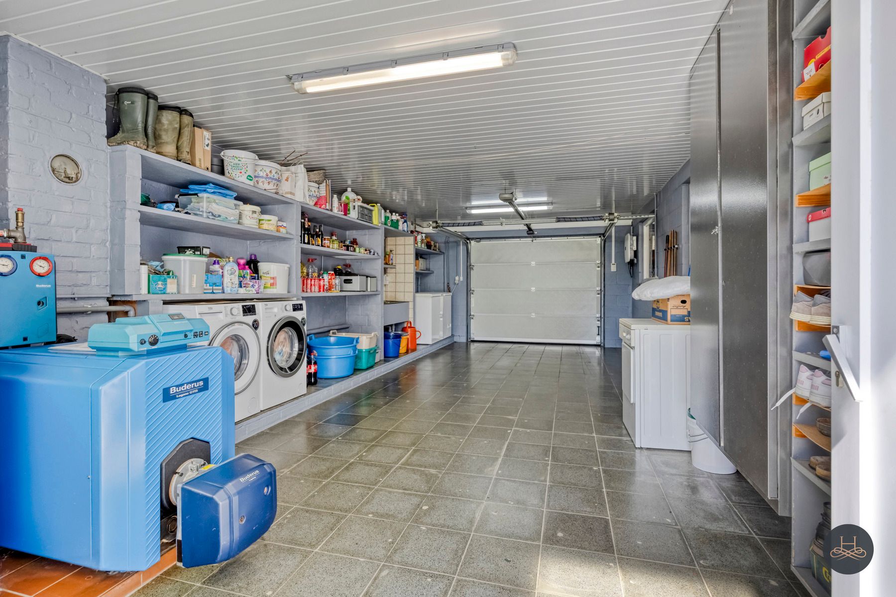Woning met ruime loods op royaal perceel foto 24