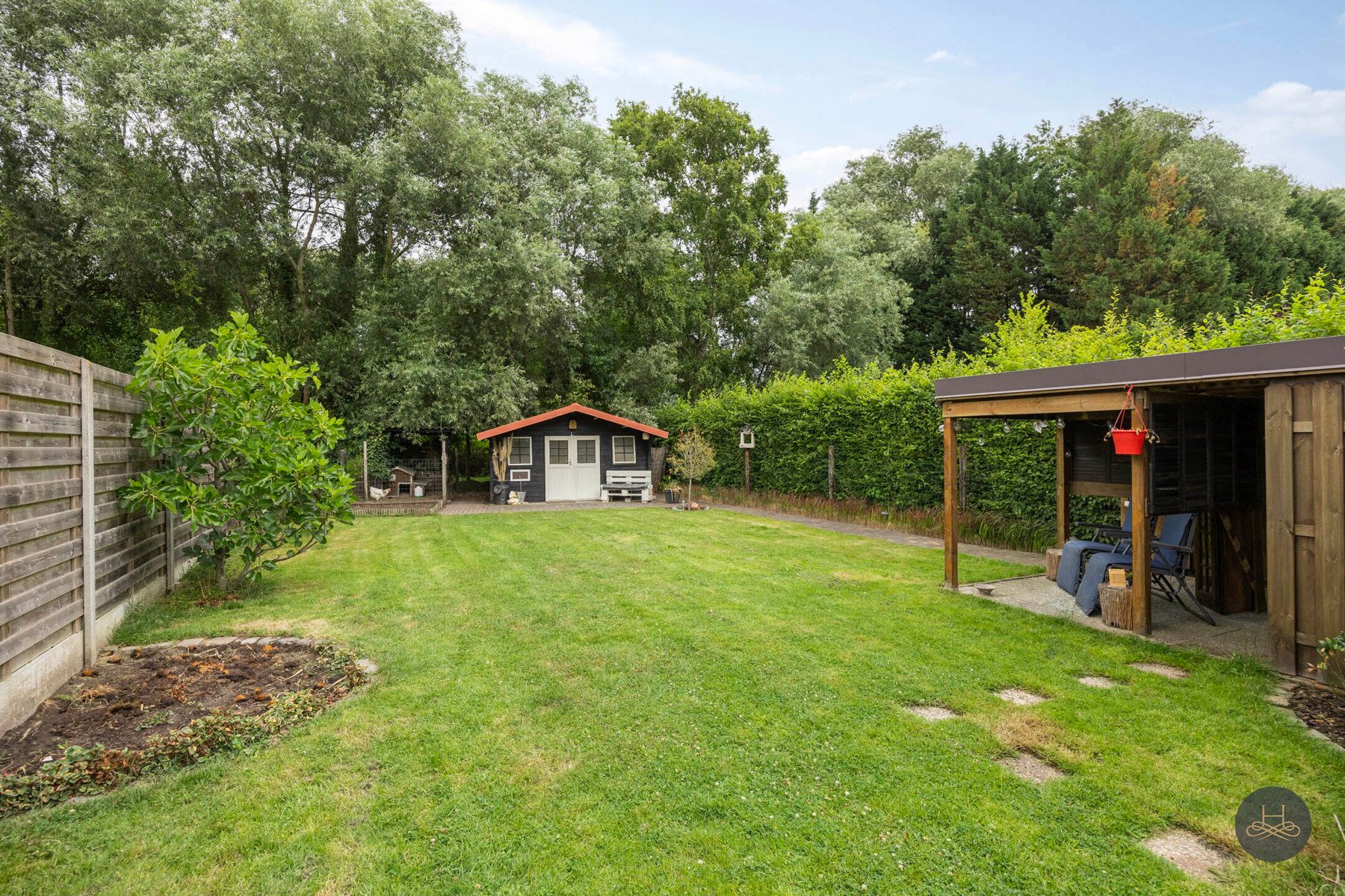 Karaktervolle woning met prachtige buitenruimte foto 28