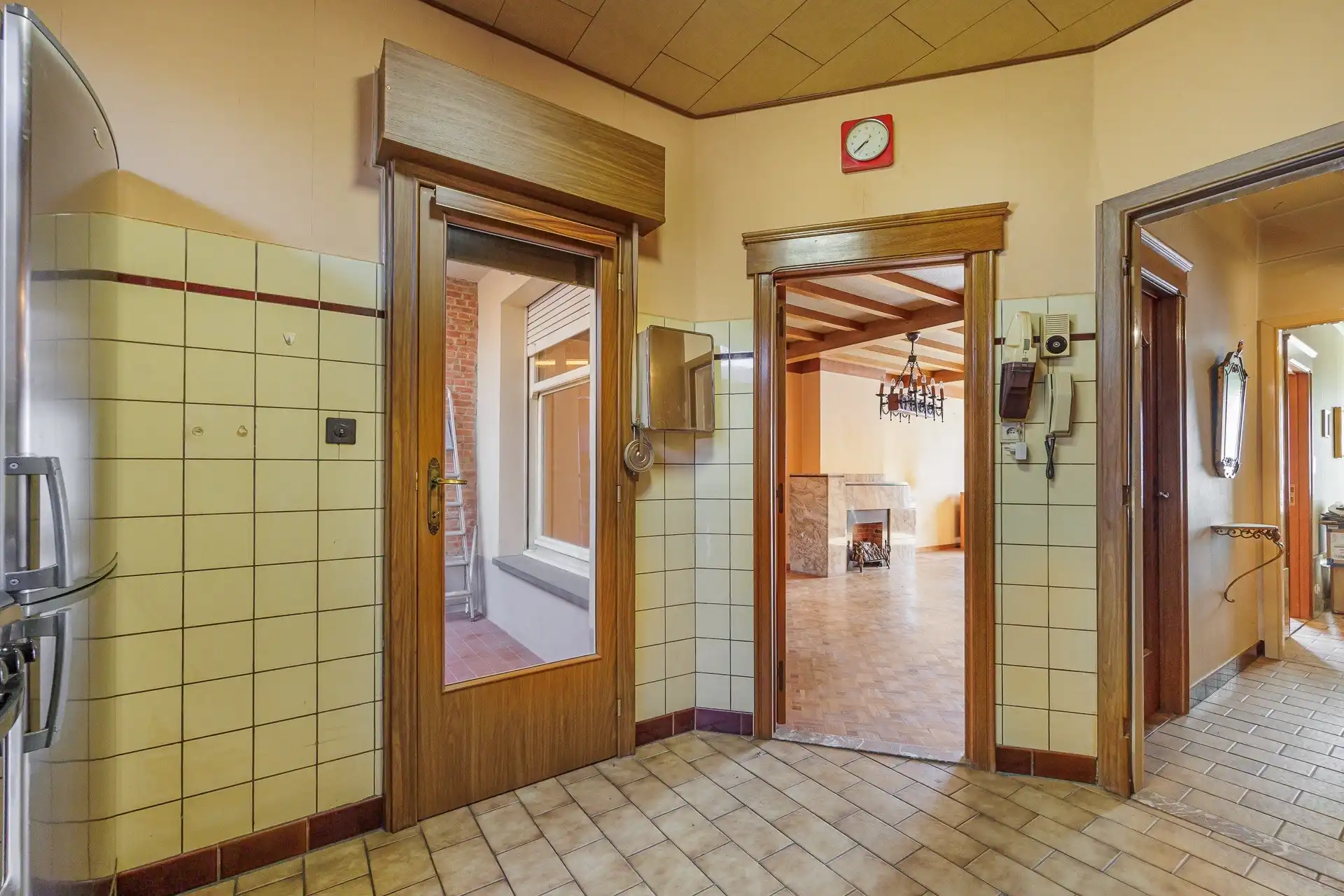 Woning met veel potentieel in rustige straat in Deurne-Oost foto 10