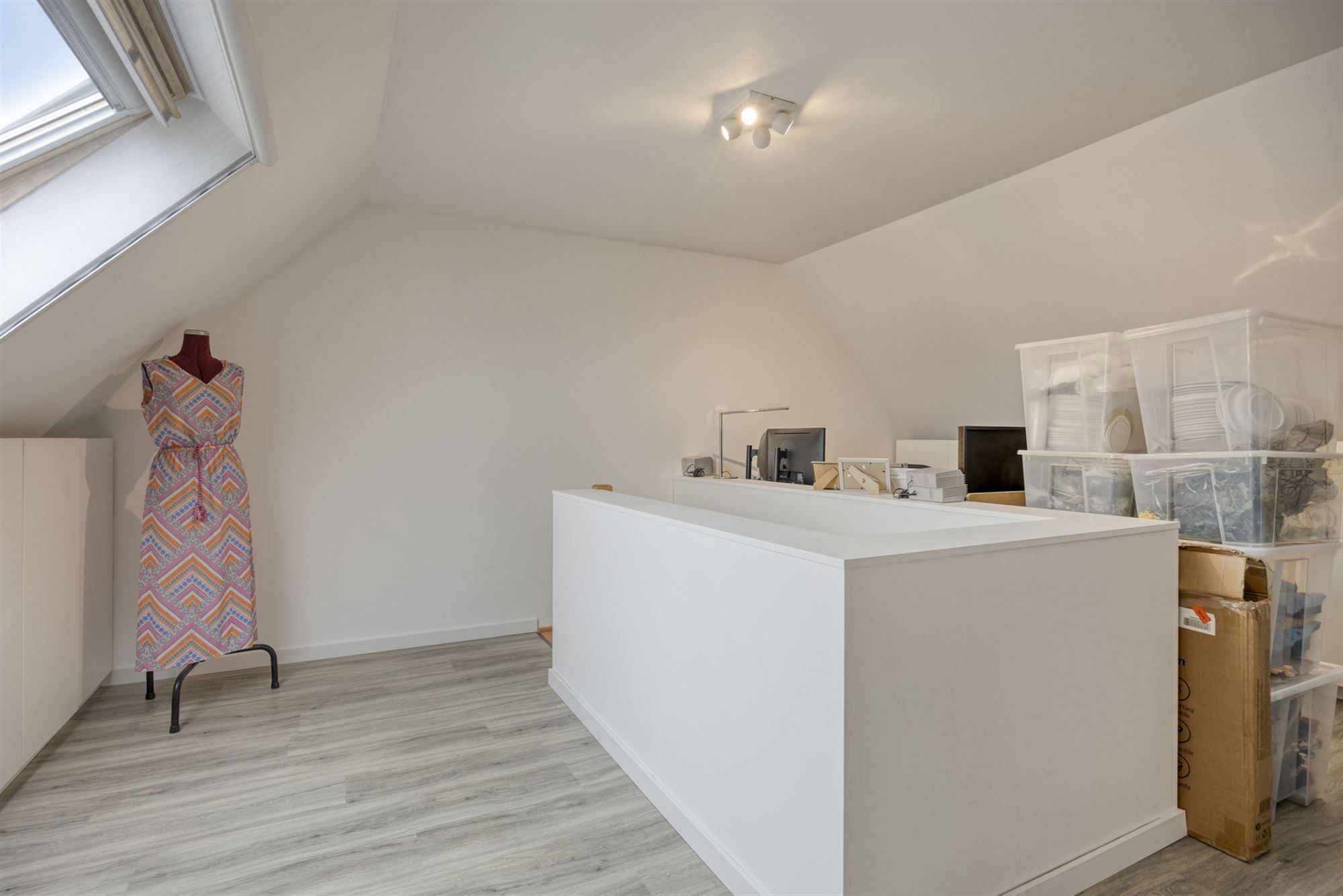 Ruime energiezuinige gezinswoning met 4 slaapkamers foto 32