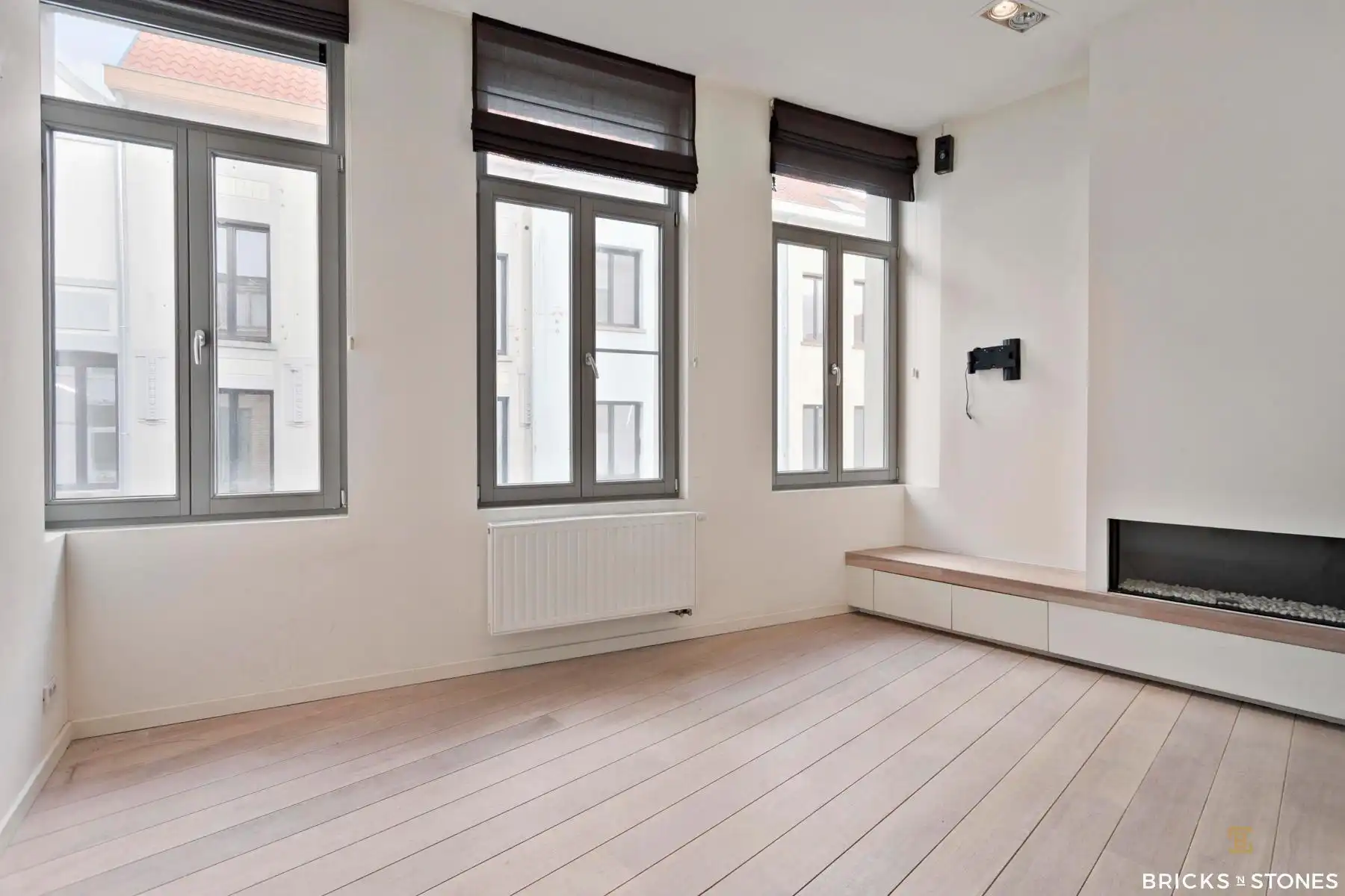 Veelzijdige woning te koop foto 4