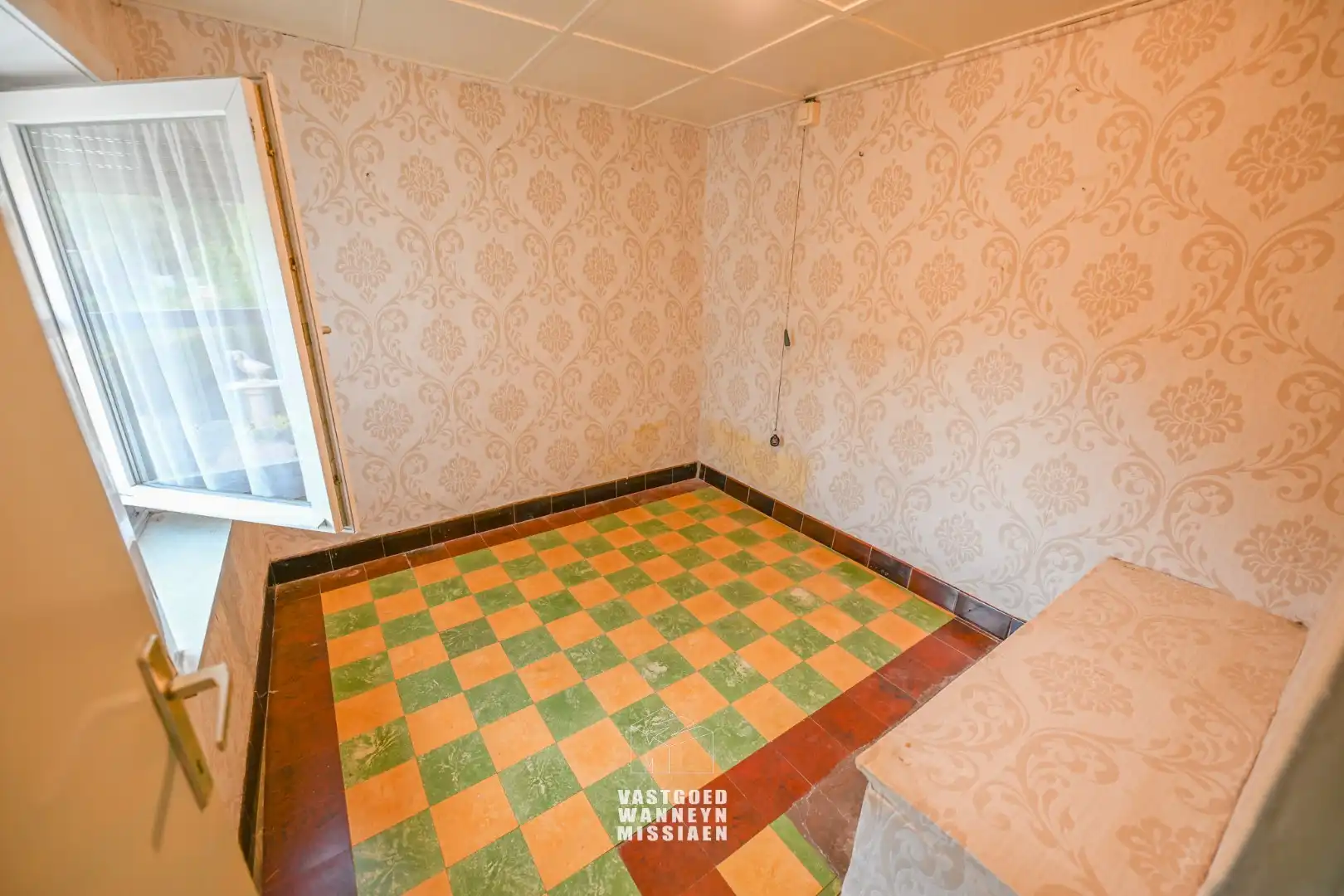 Landelijk gelegen te renoveren woning op 1.063m2 foto 7