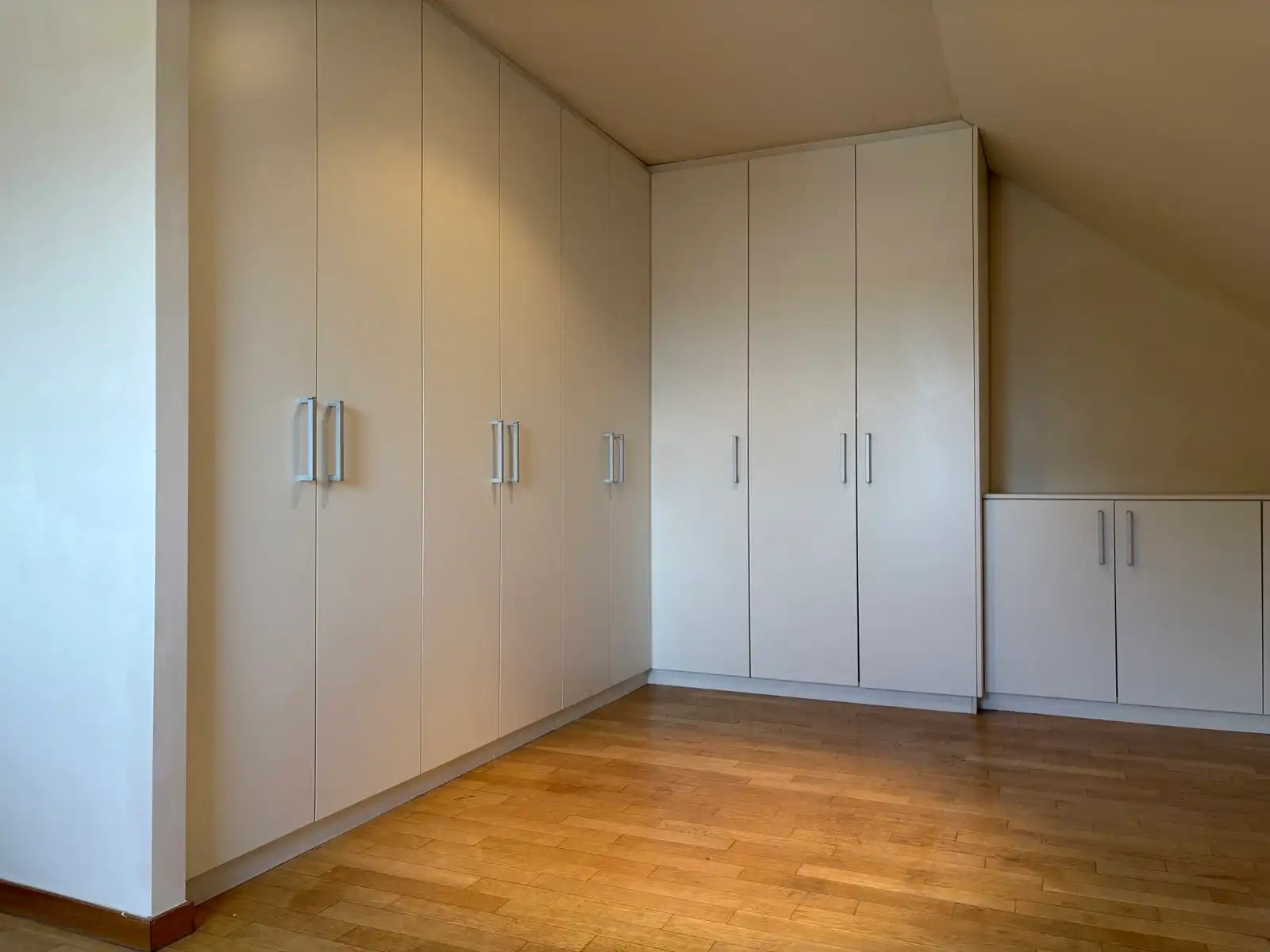 Ruim duplexappartement van 120 m² met 3 volwaardige slaapkamers foto 14