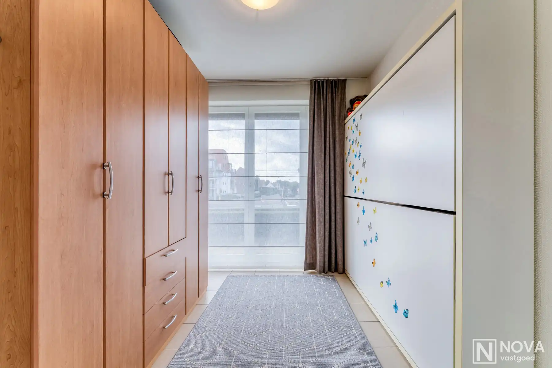 Ruim gelijkvloers appartement met groot terras. foto 10