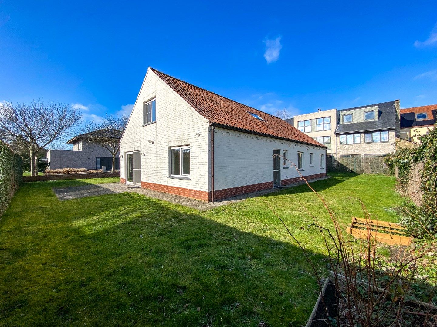 Instapklare villa met 4 slaapkamers op 579 m² gelegen te Koksijde Sint-Idesbald.  foto 13